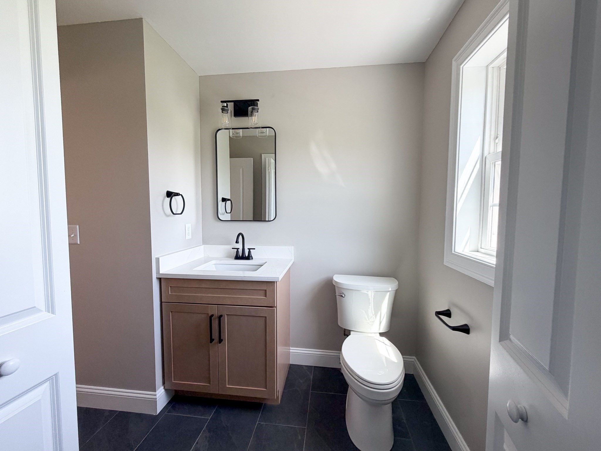 555 Neck Road, Lancaster, MA 01523 - Image 11