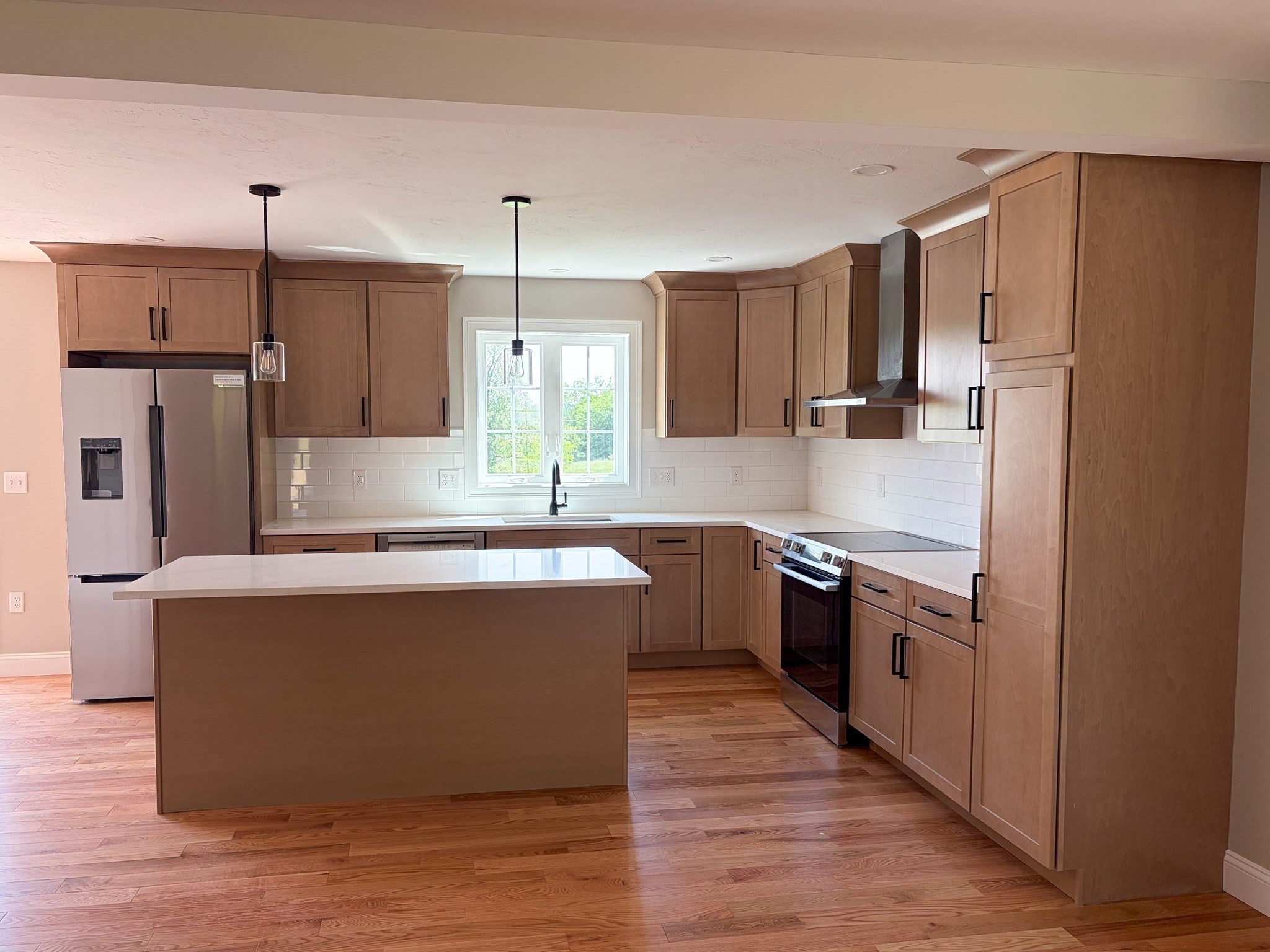 555 Neck Road, Lancaster, MA 01523 - Image 6