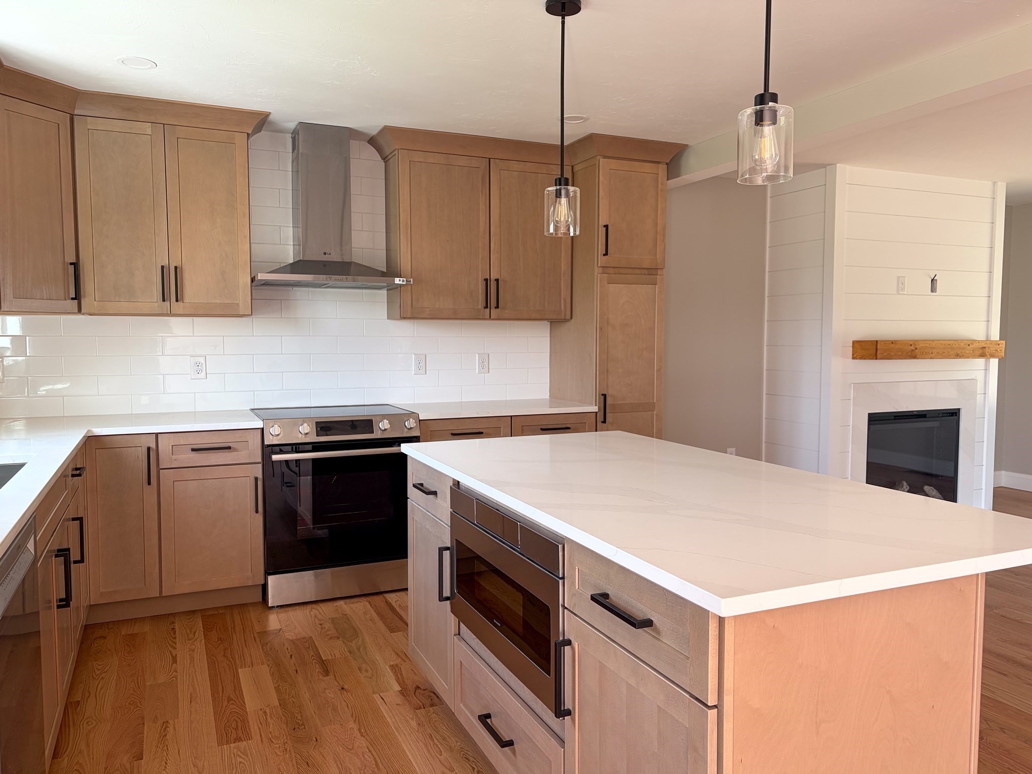 555 Neck Road, Lancaster, MA 01523 - Image 7