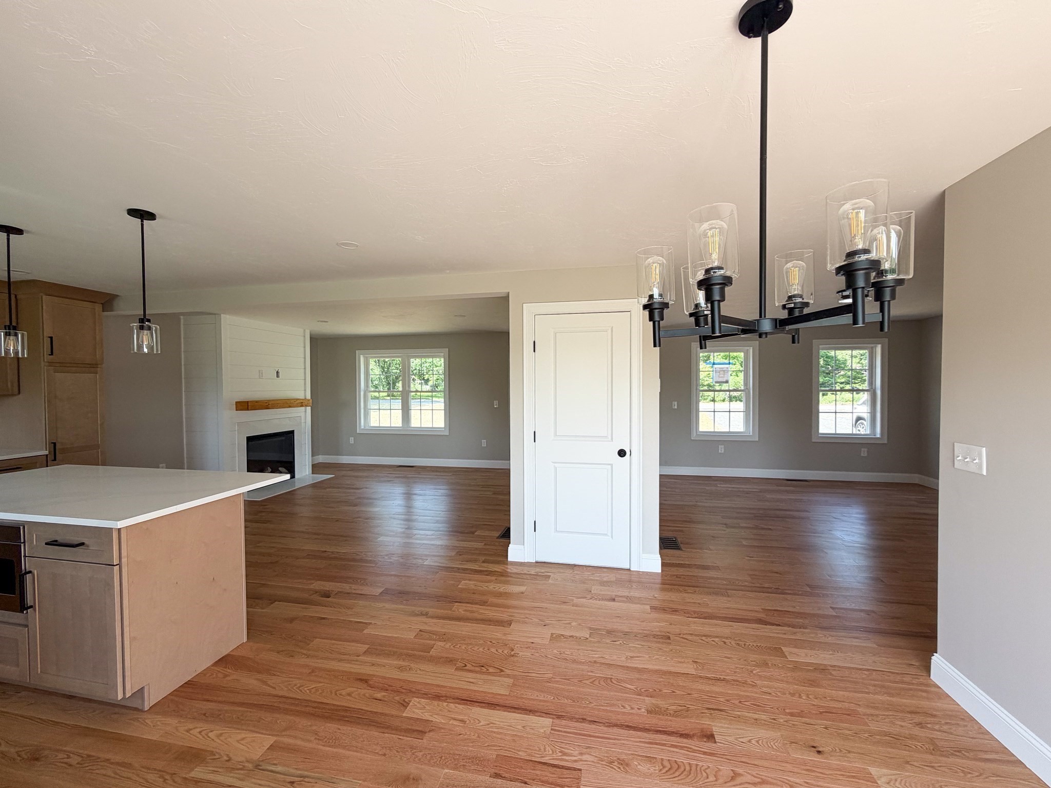555 Neck Road, Lancaster, MA 01523 - Image 8