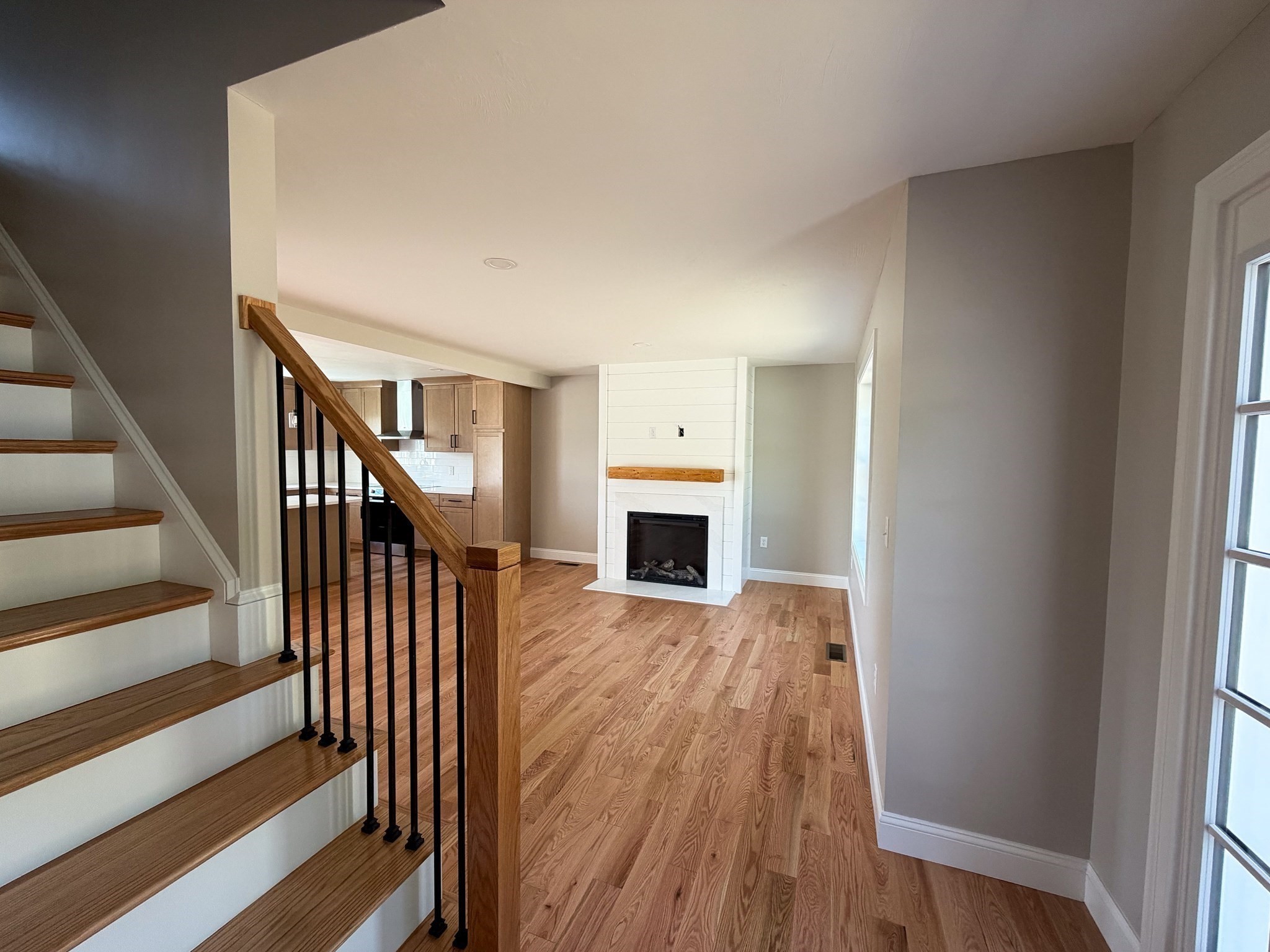 555 Neck Road, Lancaster, MA 01523 - Image 9