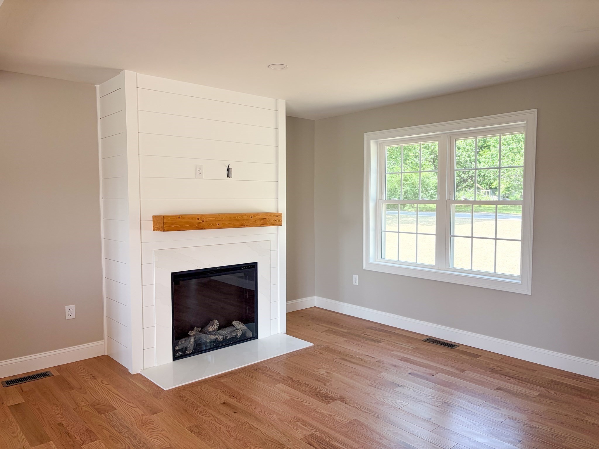 555 Neck Road, Lancaster, MA 01523 - Image 10