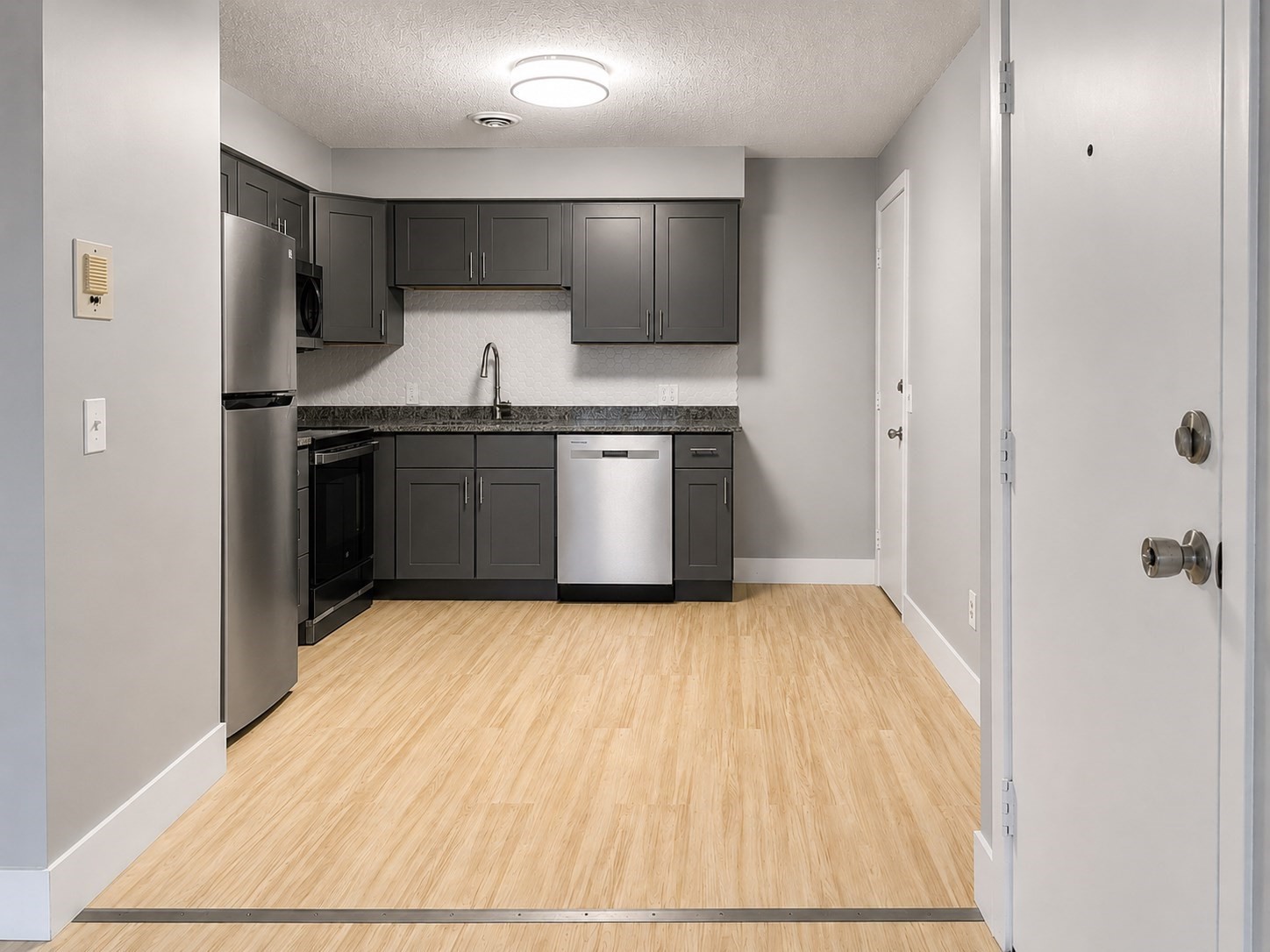 244 Mount Vernon St Unit 9, Lawrence, MA 01843