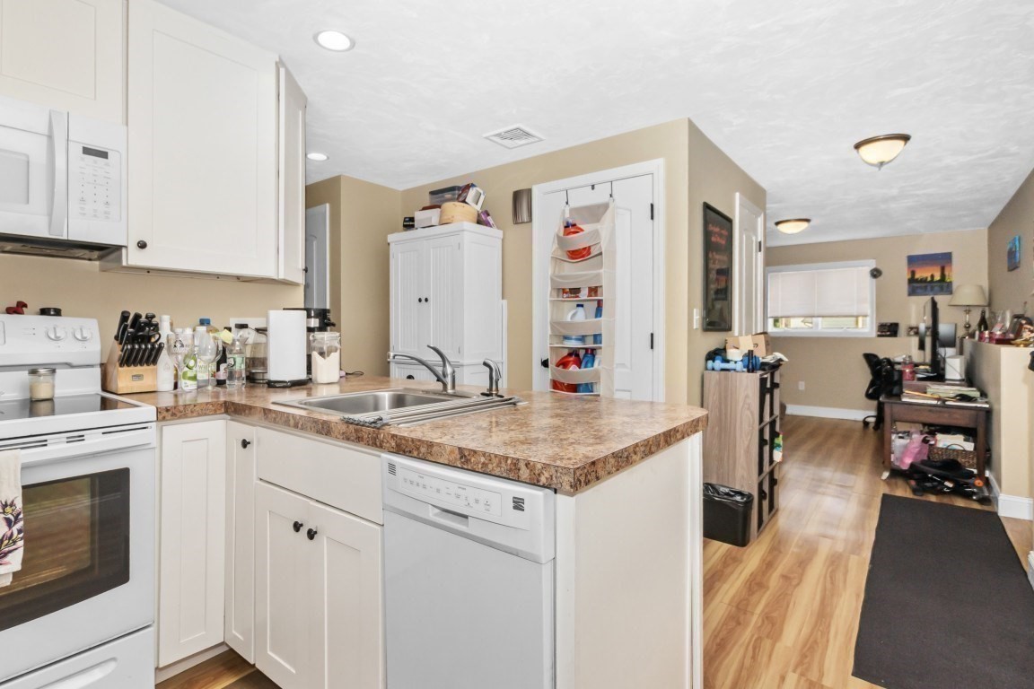 139 Suffolk Ave, Revere, MA 02151 - Image 33