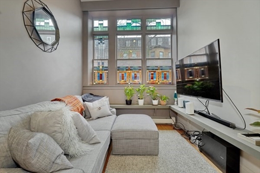 70 Clarendon St, Apt 1