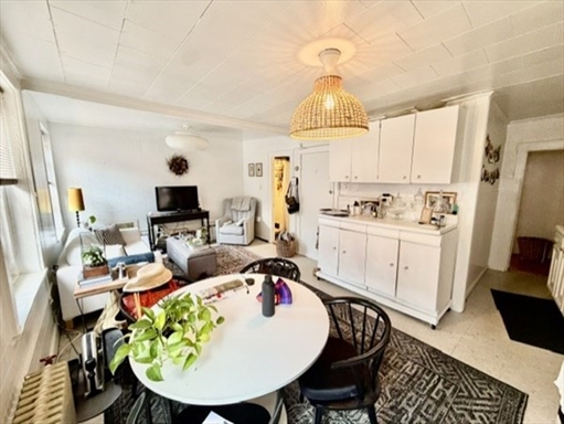 12 Hanover Ave, Apt 4