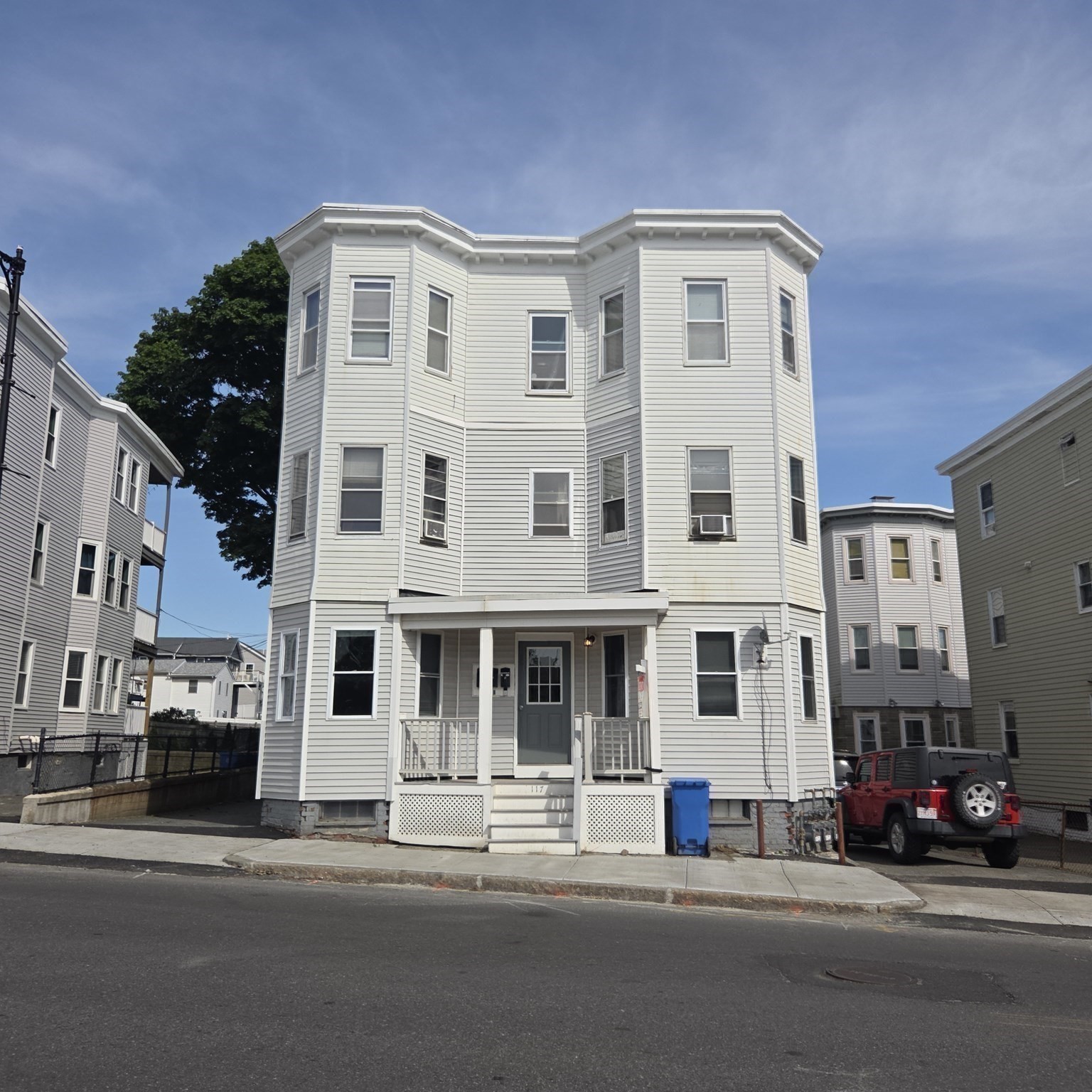 117 Revere St, Winthrop, MA 02152