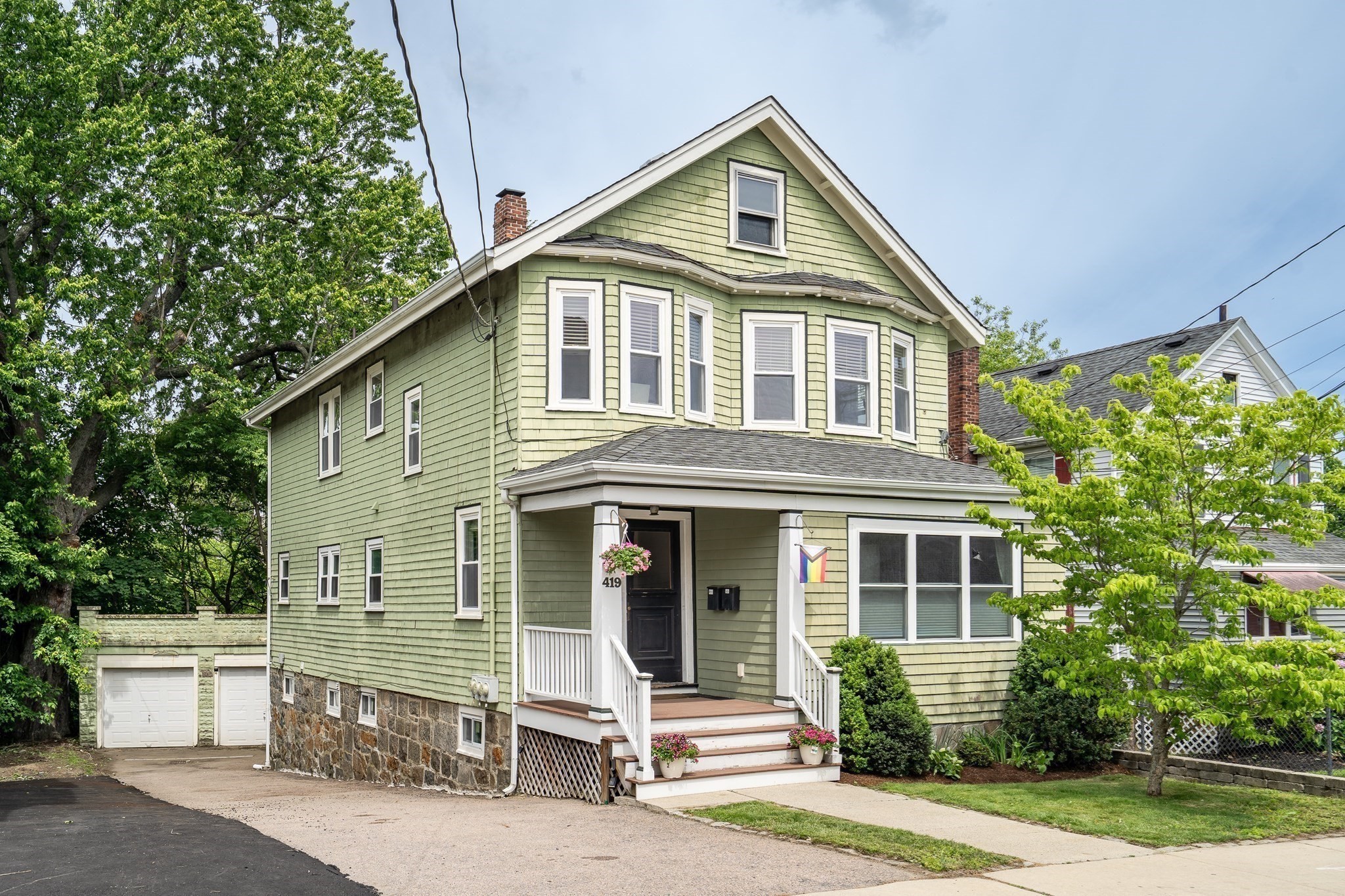 419 Belgrade Ave Unit 2, West Roxbury, Boston, MA 02132