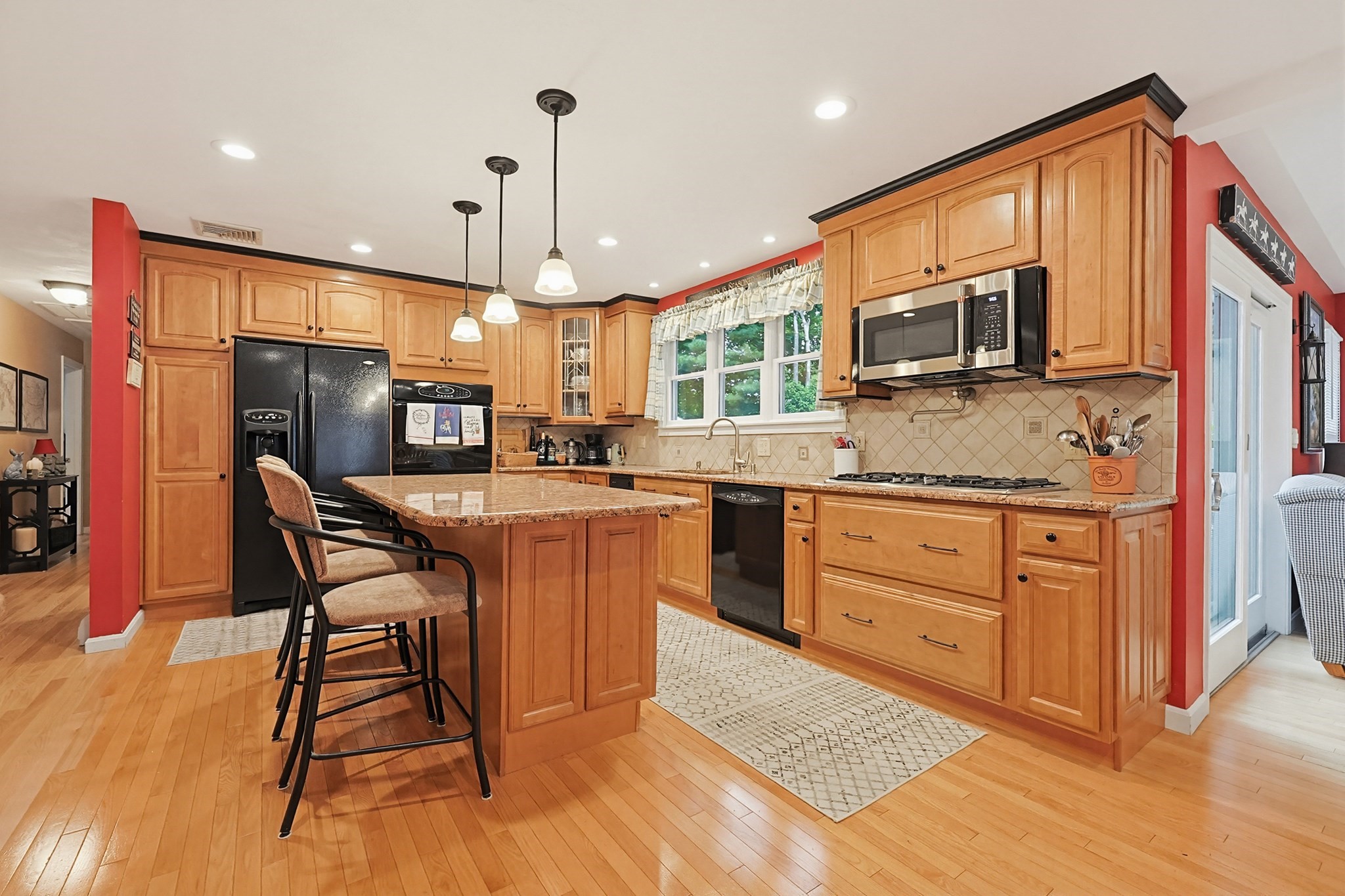 5 Otter Pond Road, Lynnfield, MA 01940 - Image 4