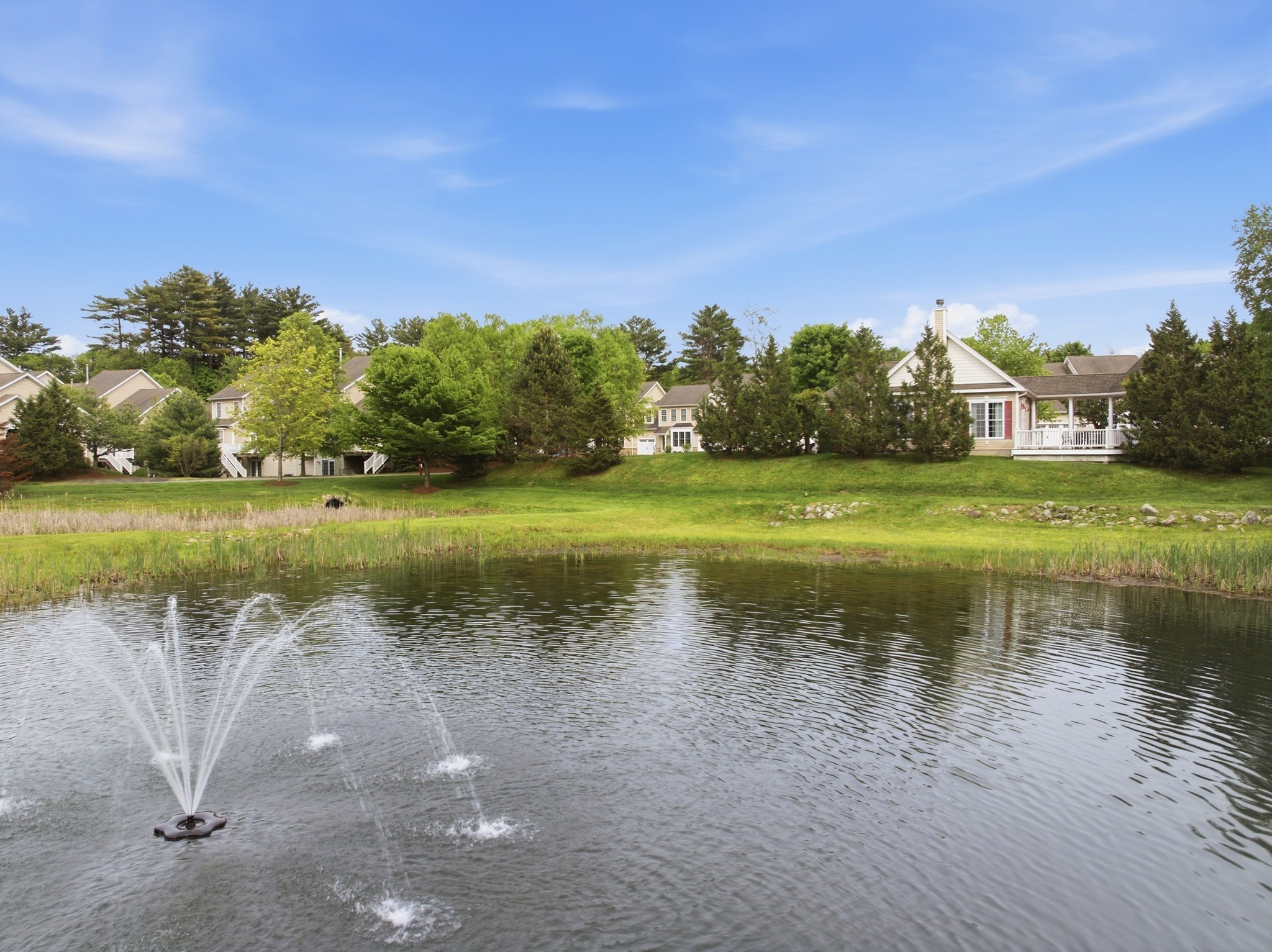 36 Pondside Dr Unit 36, Bolton, MA 01740