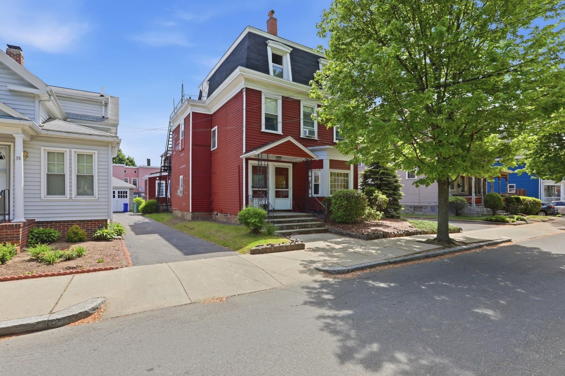 29 Sprague St, Malden, MA 02148