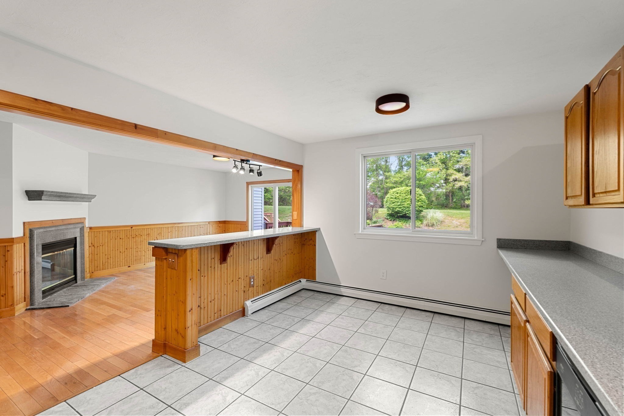 16 Patricia Drive Unit 16, Oxford, MA 01537 - Image 12