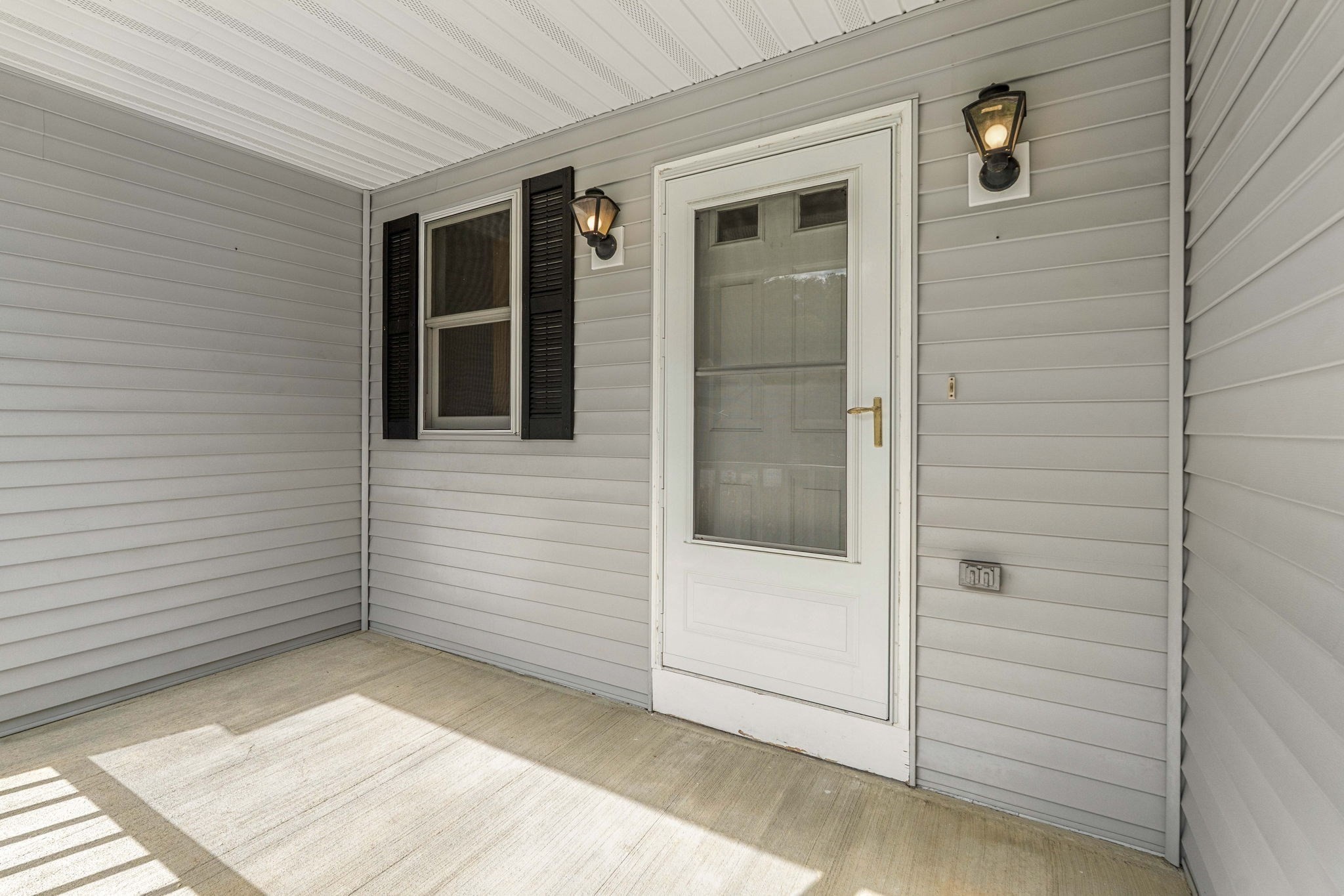 16 Patricia Drive Unit 16, Oxford, MA 01537 - Image 3