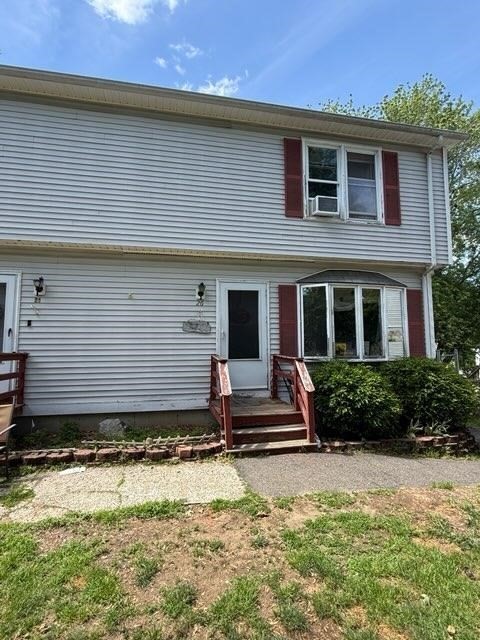 26 Saint Botolph St Unit 2, Haverhill, MA 01832