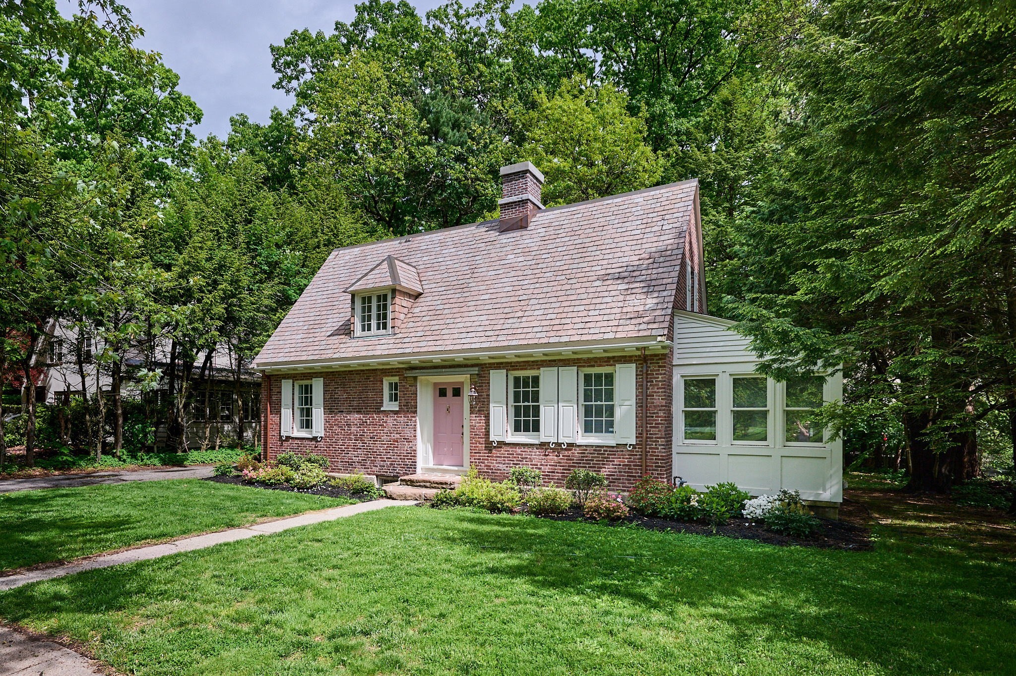43 Woodlawn Ave, Northampton, MA 01060