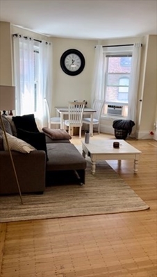 220 Newbury, Apt 8
