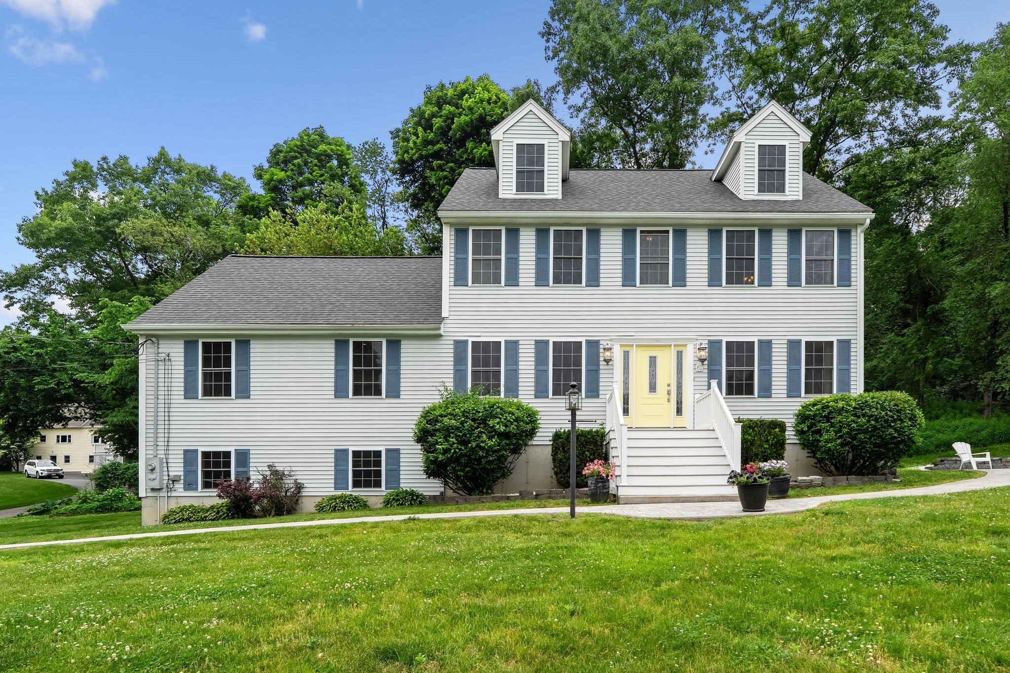 62 Coffey Ave, Haverhill, MA 01835
