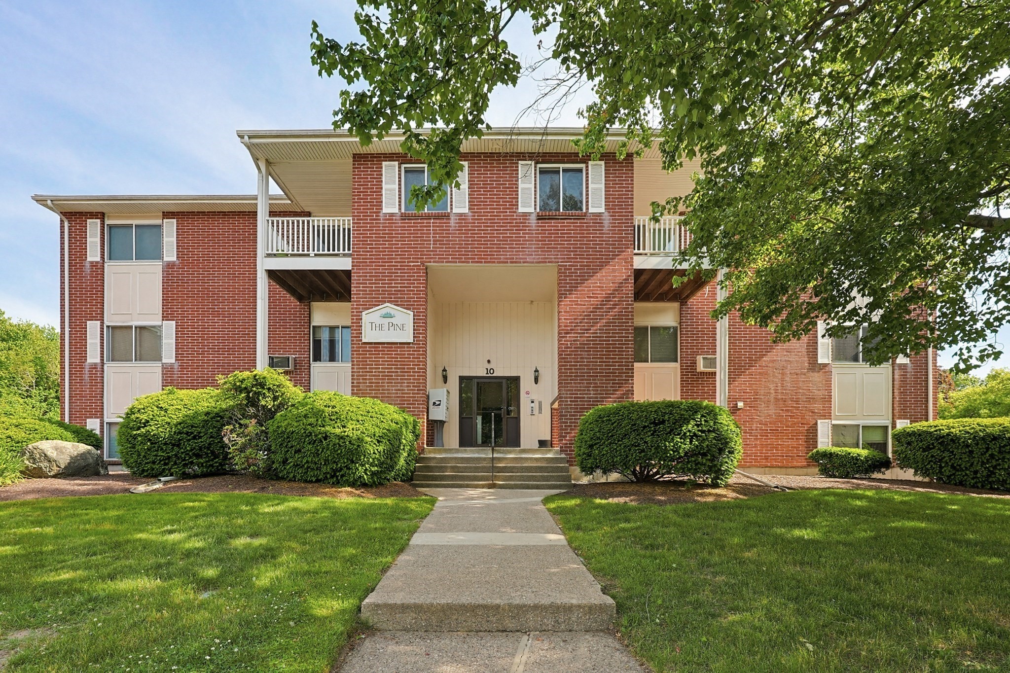 10 Dailey St Unit H, Attleboro, MA 02703