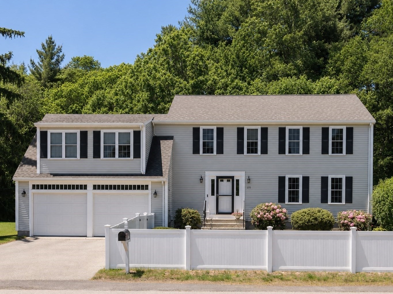 575 Salem Street, Rockland, MA 02370
