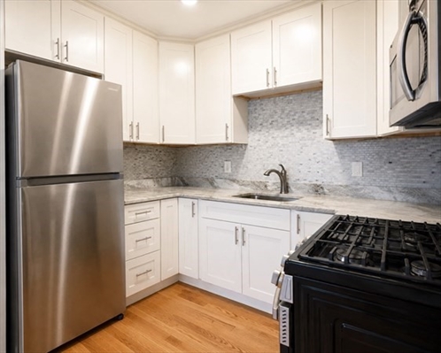57 Sumner St, Apt F