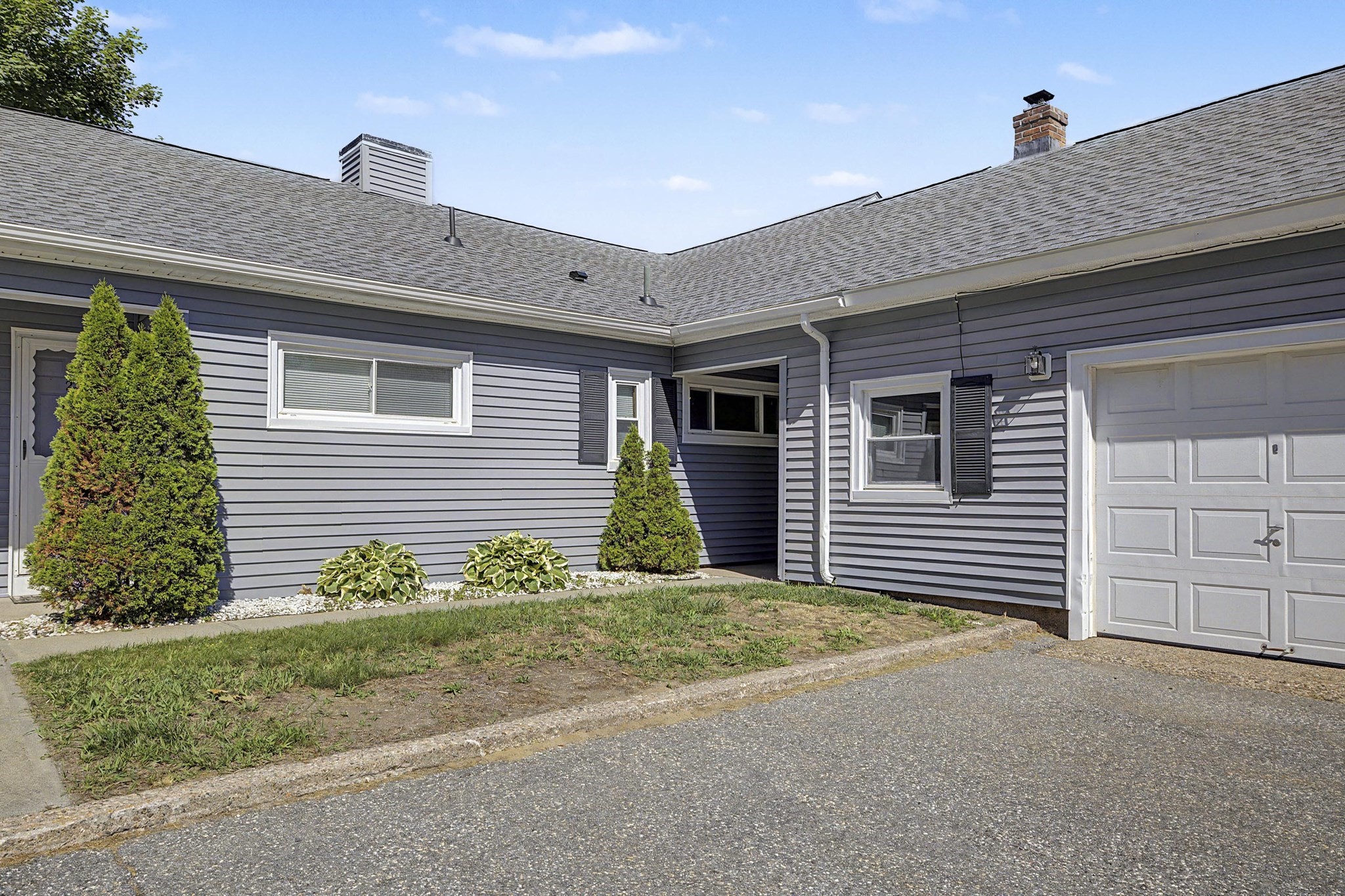 224 Greenwood Ter Unit 224, Chicopee, MA 01022