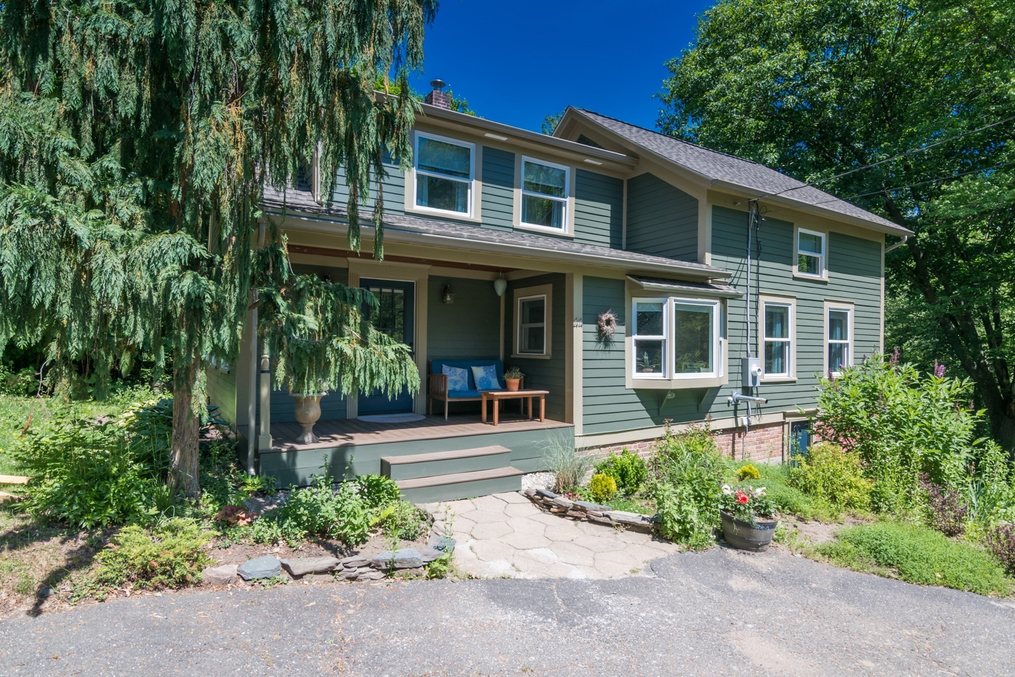 44 Linseed Rd, Hatfield, MA 01038
