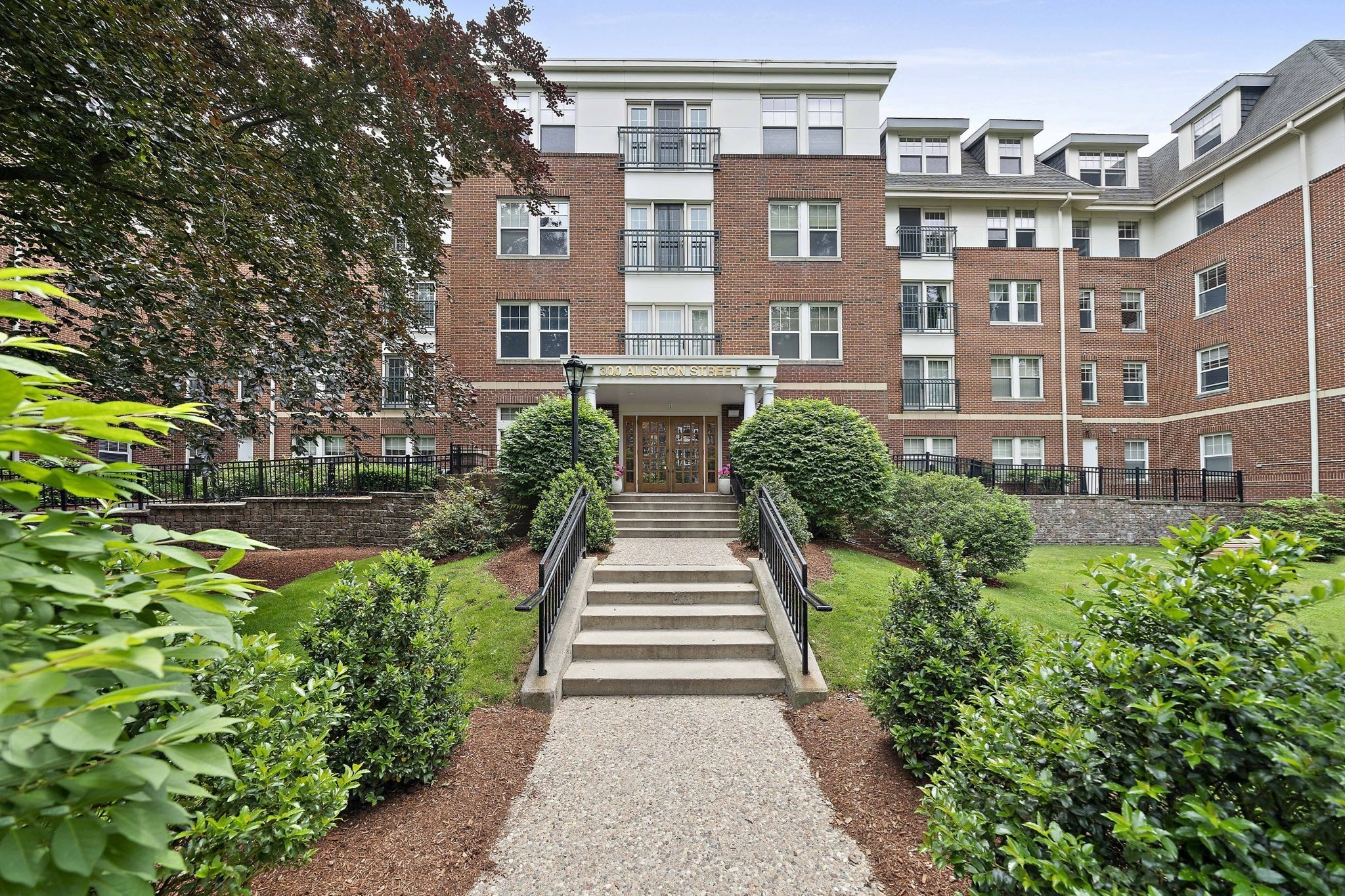 300 Allston St Unit 506, Brighton, Boston, MA 02135