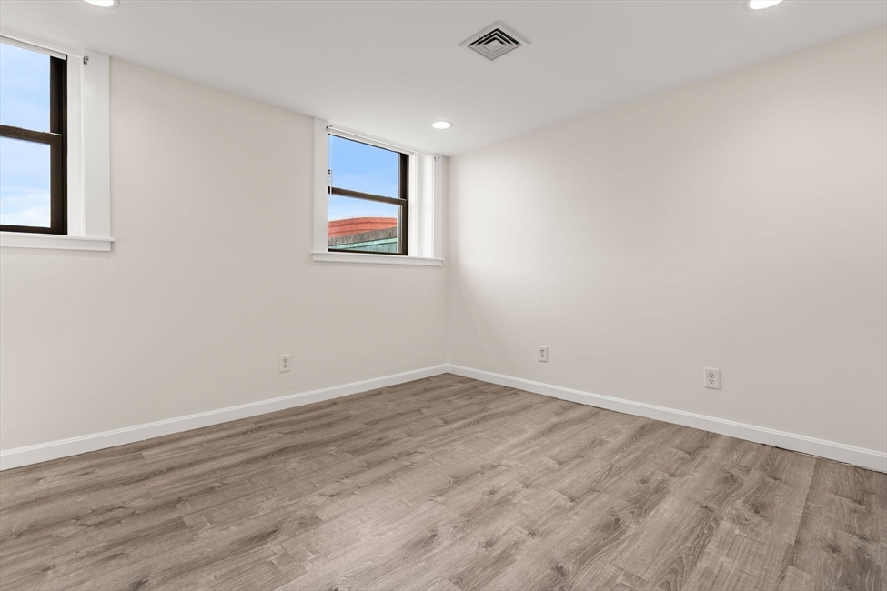 7 Central Square, Lynn, MA Image 17