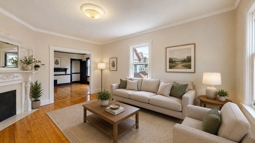 32 Thornton St, Apt 2