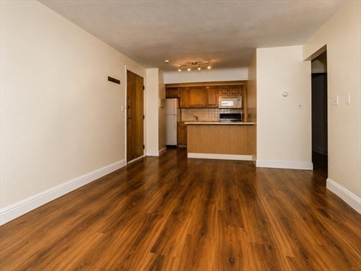 10 Commonwealth Ct, Apt 2