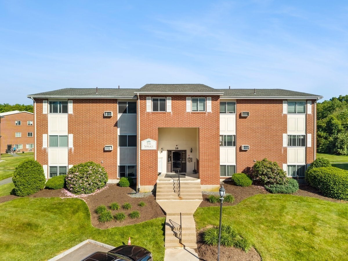 18 Dailey Street Unit H, Attleboro, MA 02703