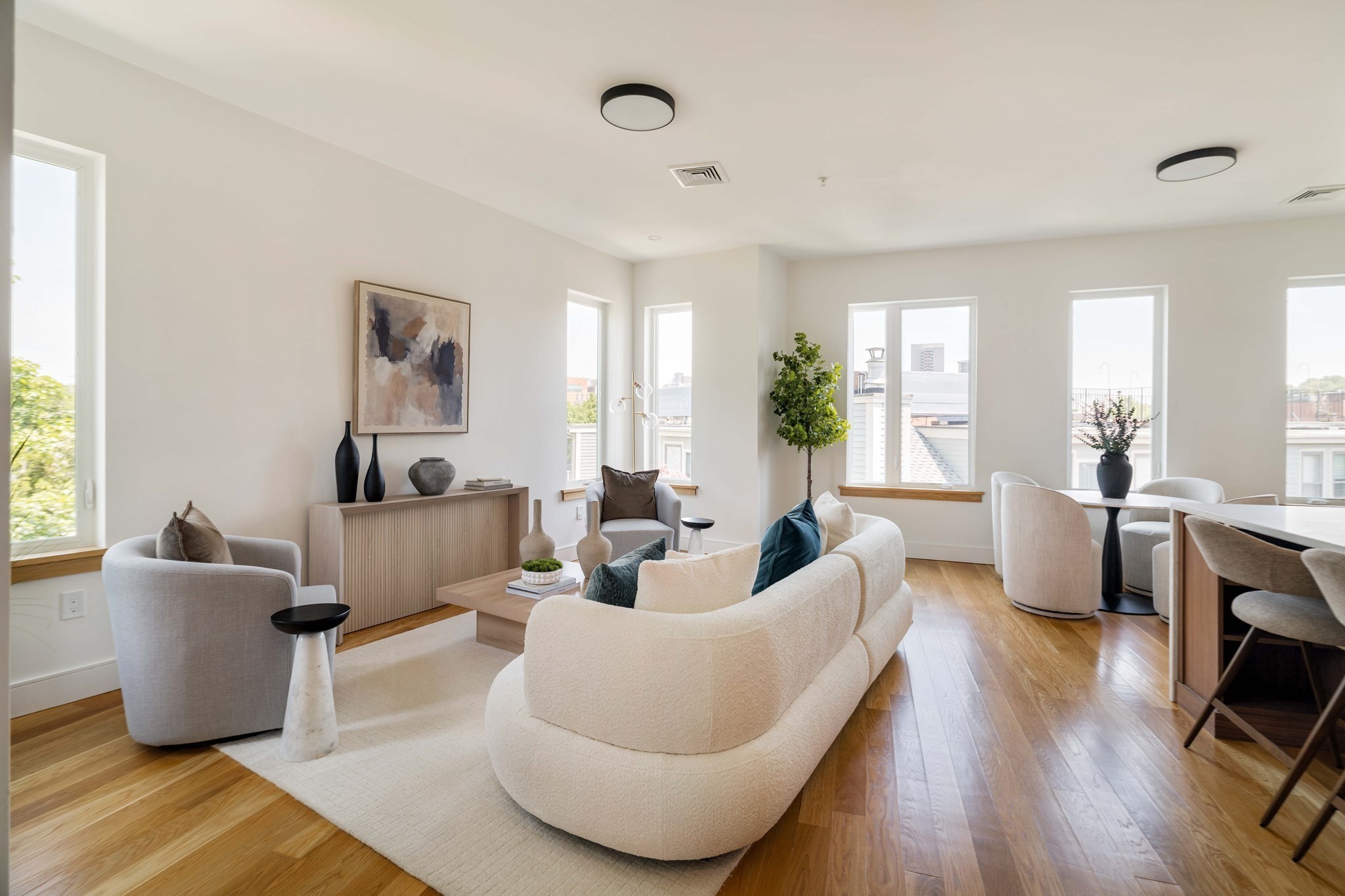 58 Kent Unit U404, Brookline, MA 02445