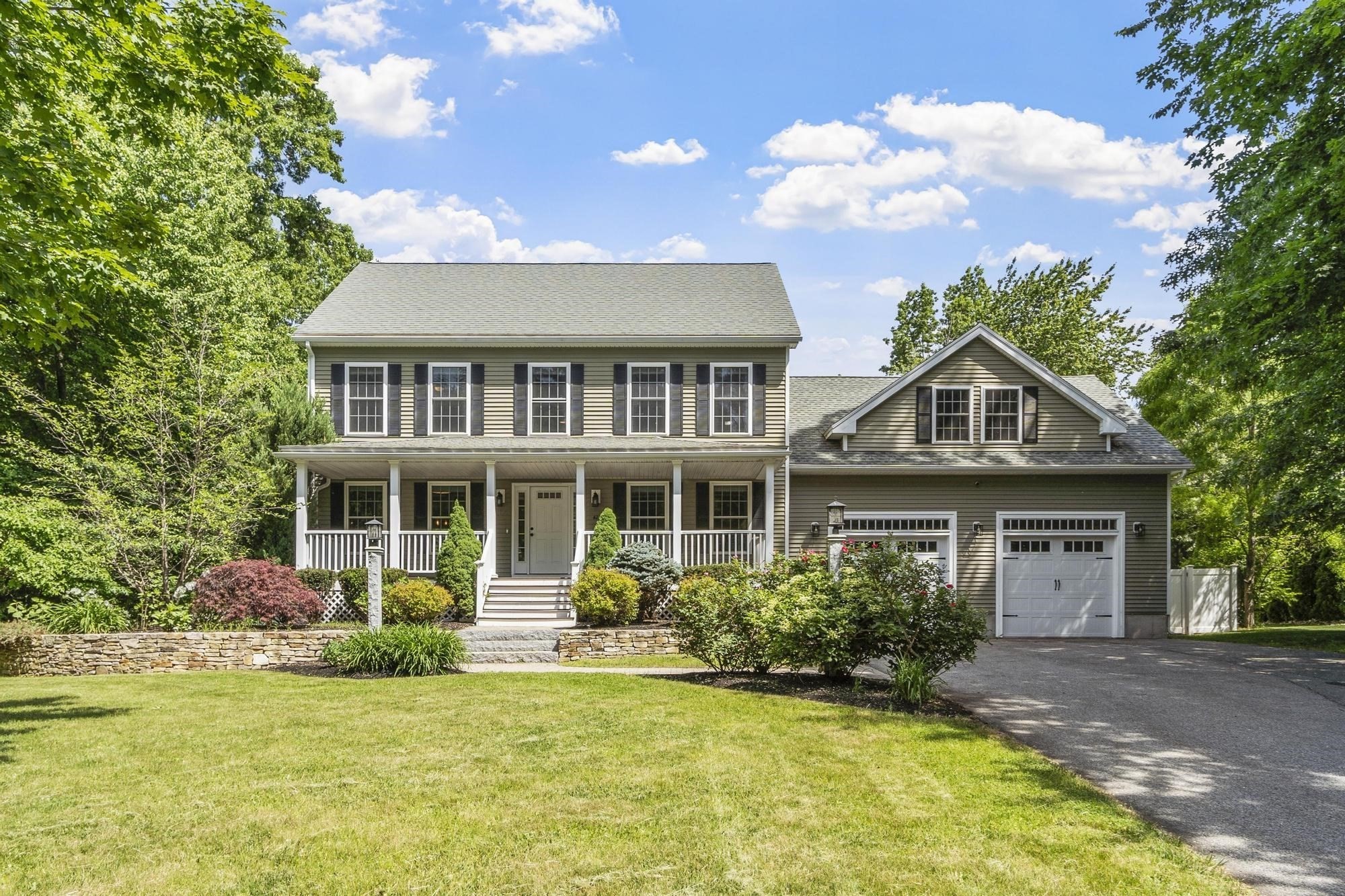 42 Ballard Street, Tewksbury, MA 01876