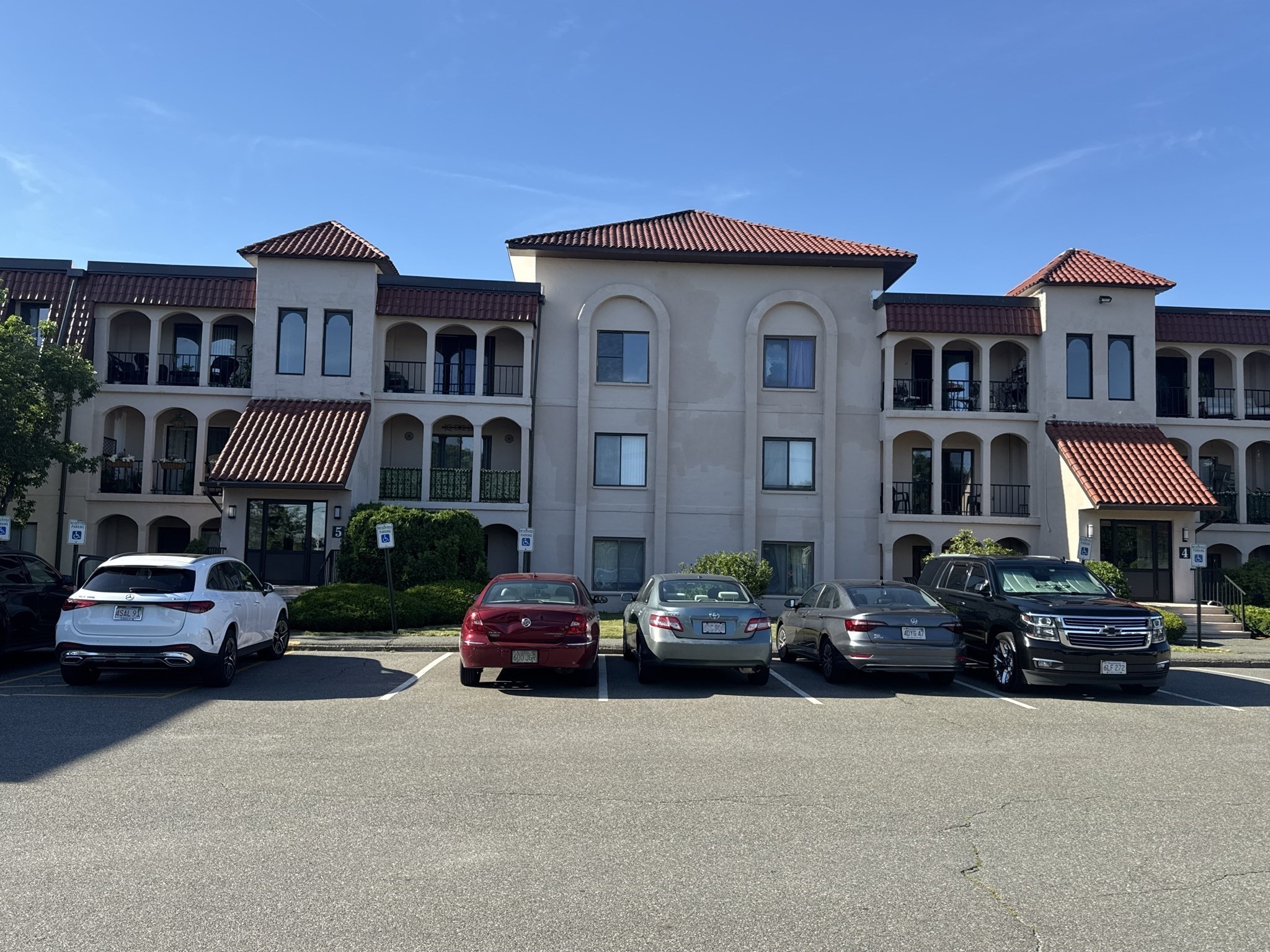 685 Oak St Unit 5-12, Brockton, MA 02301