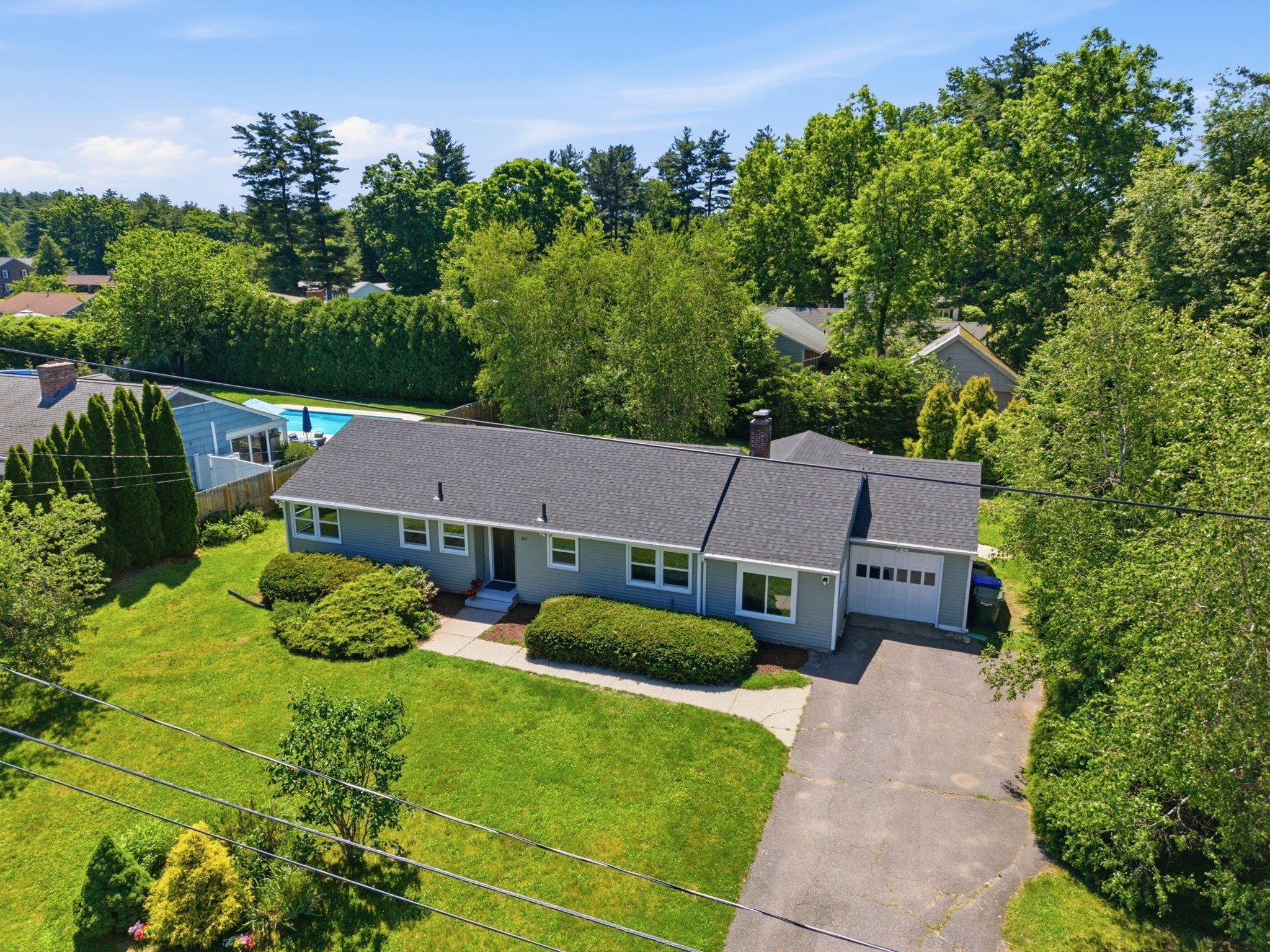 83 Druid Hill Rd, Springfield, MA 01129