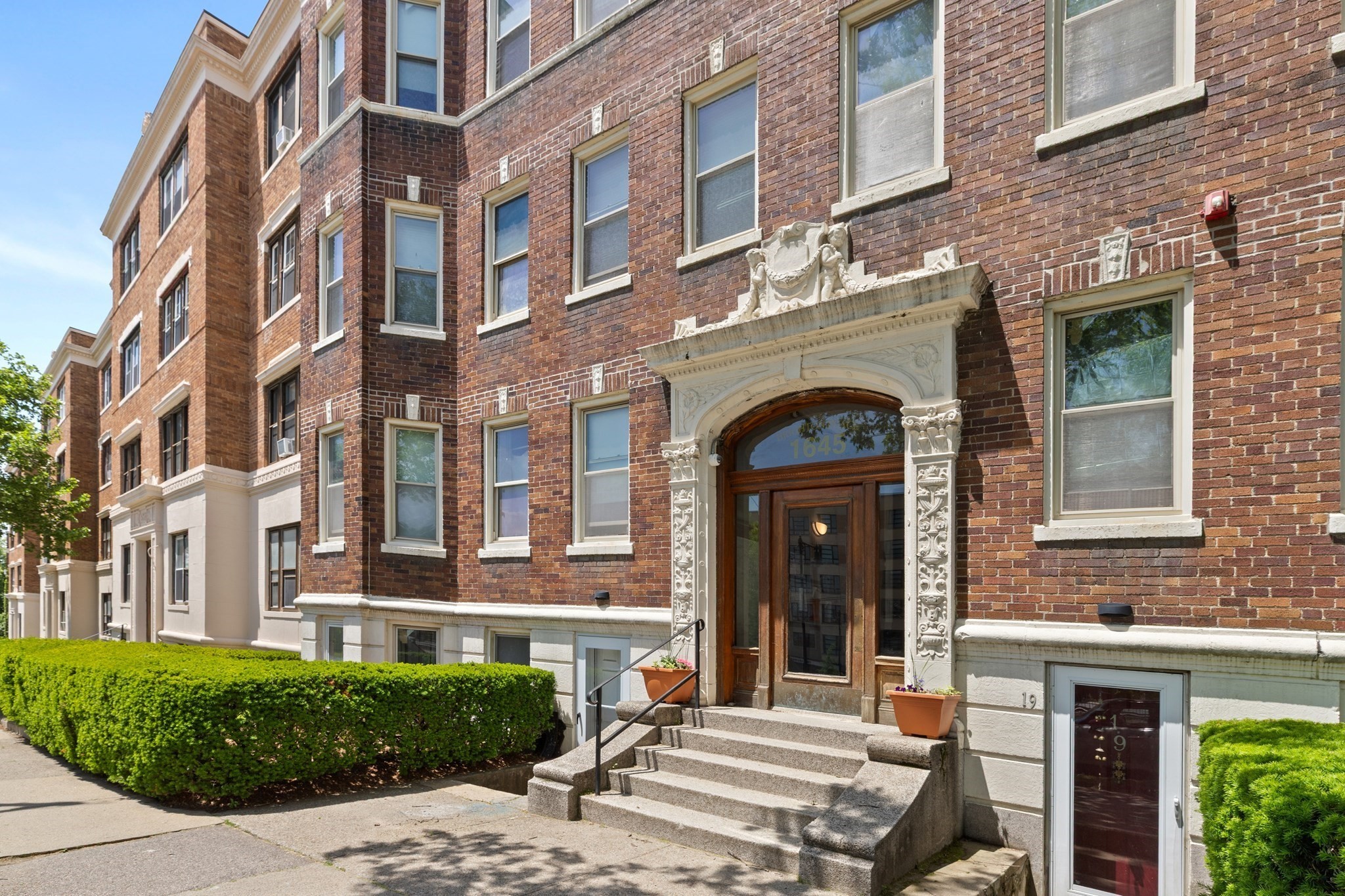 1645 Commonwealth Ave Unit 17, Brighton, Boston, MA 02135