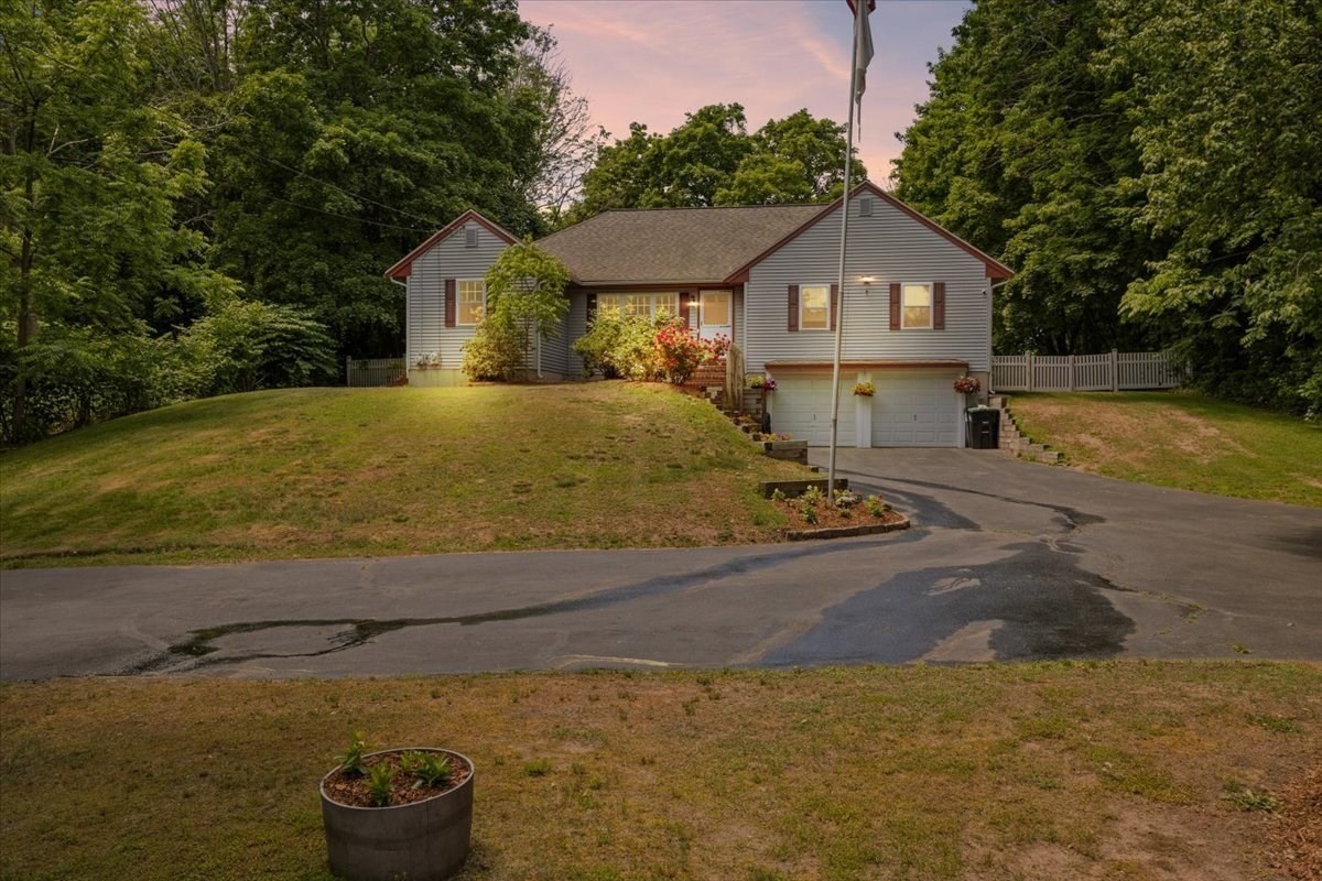 115 Springhill Ave, Bridgewater, MA 02324