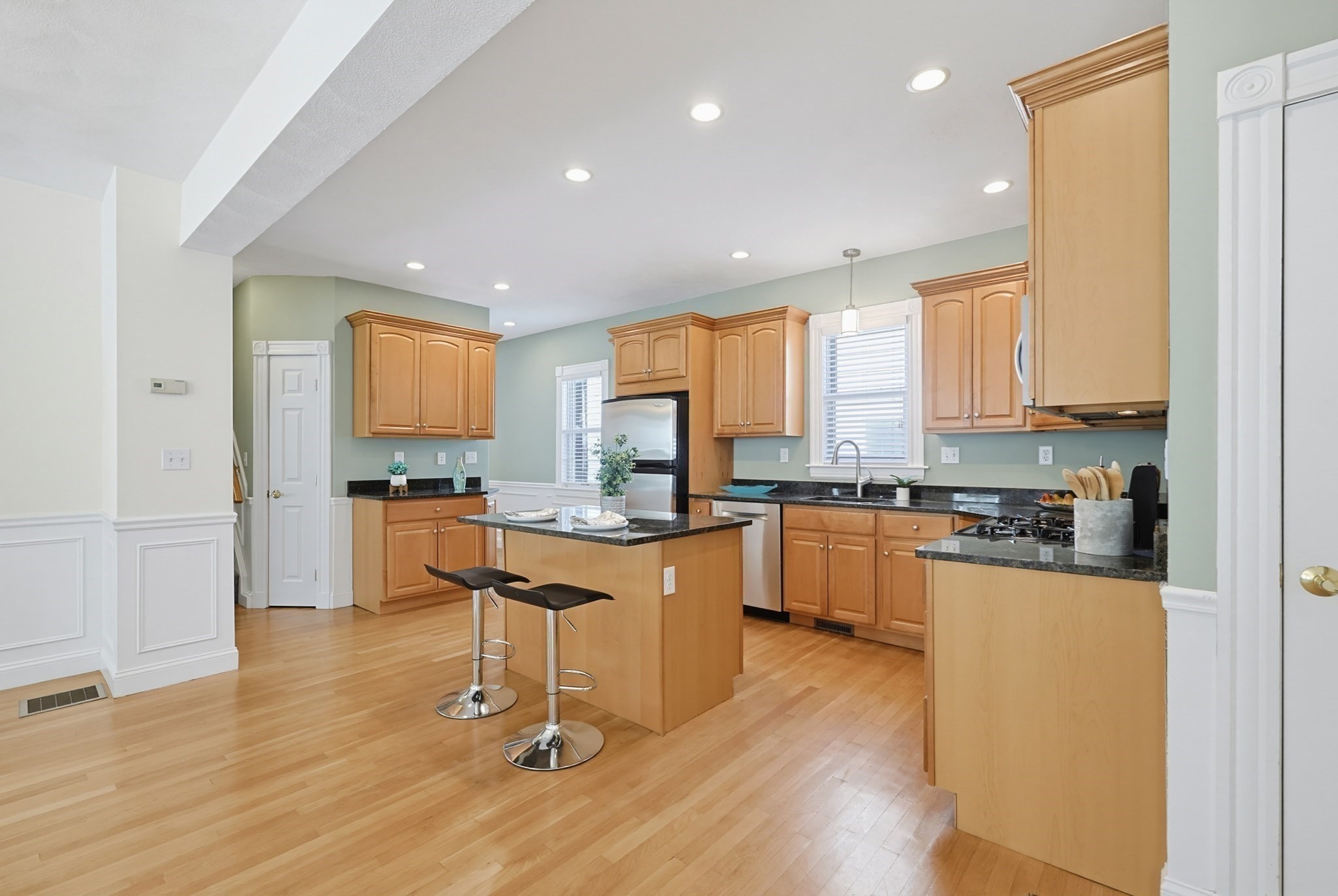 56 Conwell Ave Unit 1, Somerville, MA 02144 - Image 15