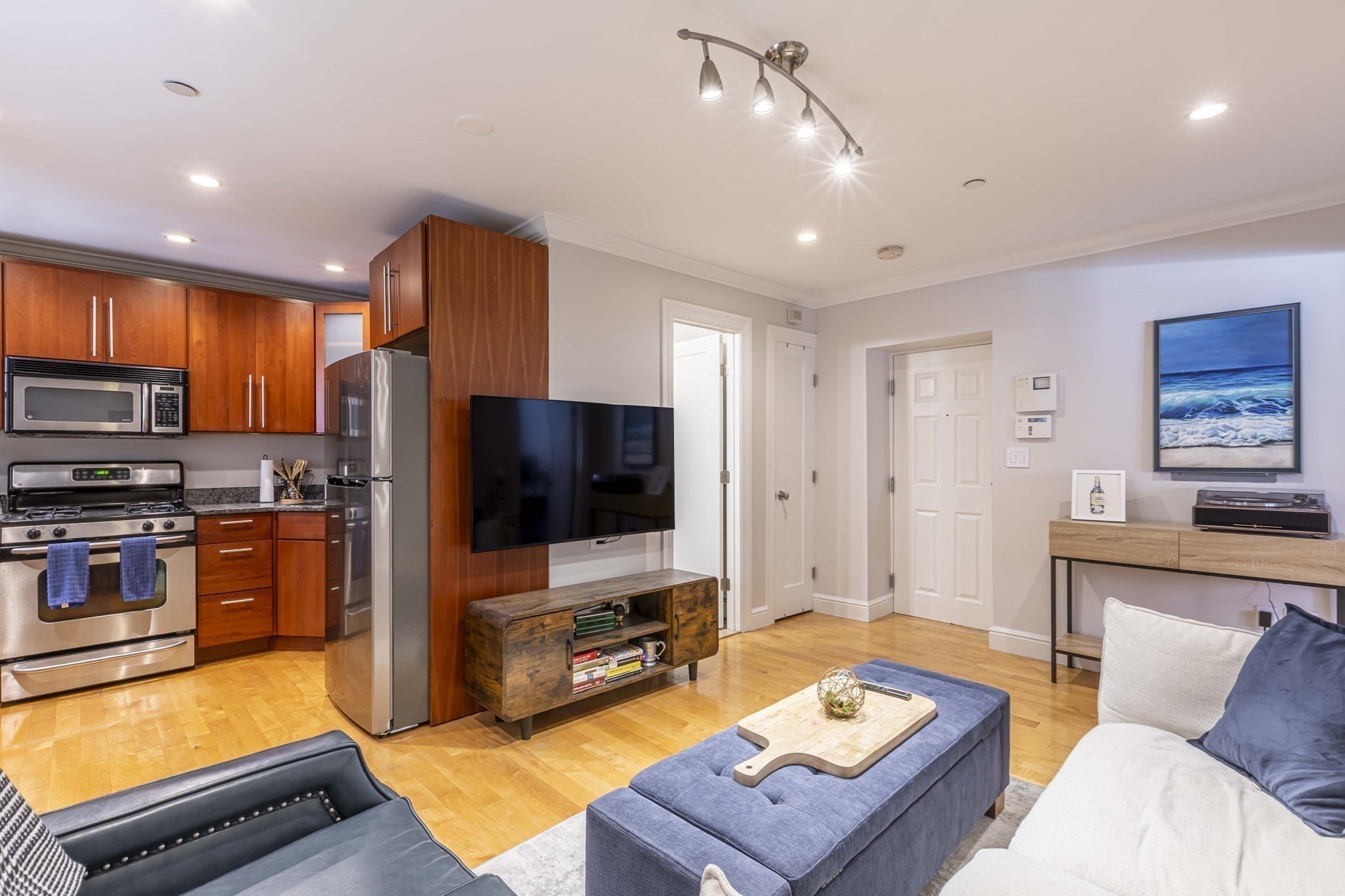 52 Cooper St. Unit 1, North End, Boston, MA 02113 - Image 3
