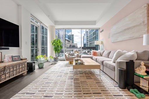 22 Liberty Dr, Apt 9G
