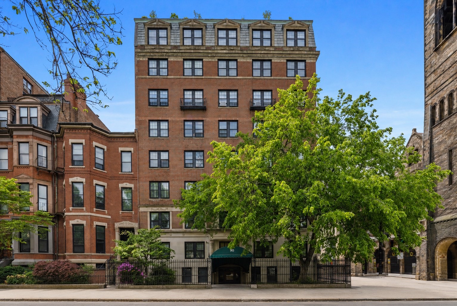 90 Commonwealth Ave Unit 22, Back Bay, Boston, MA 02116