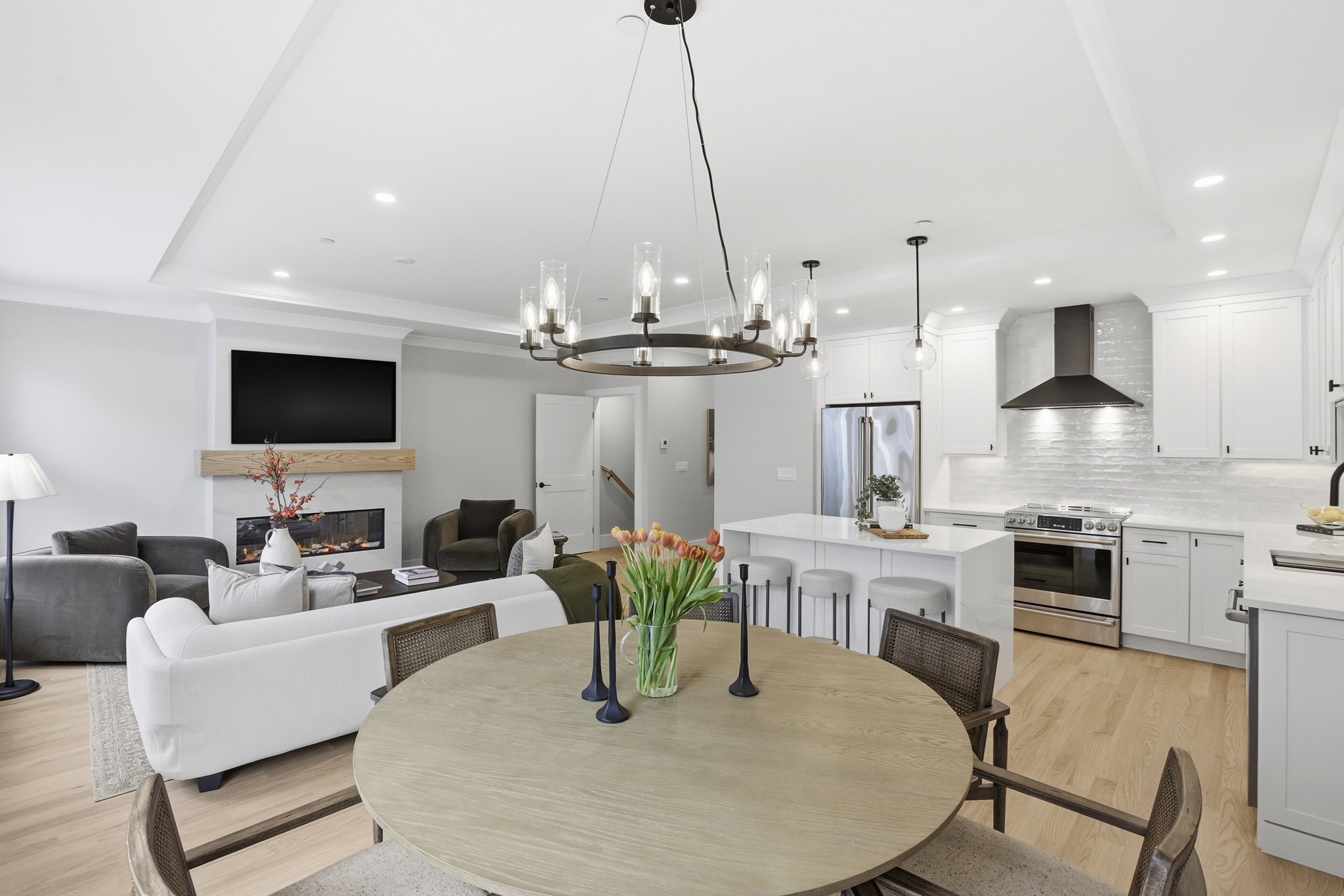 36 Loomis Unit 103, Bedford, MA 01730 - Image 3