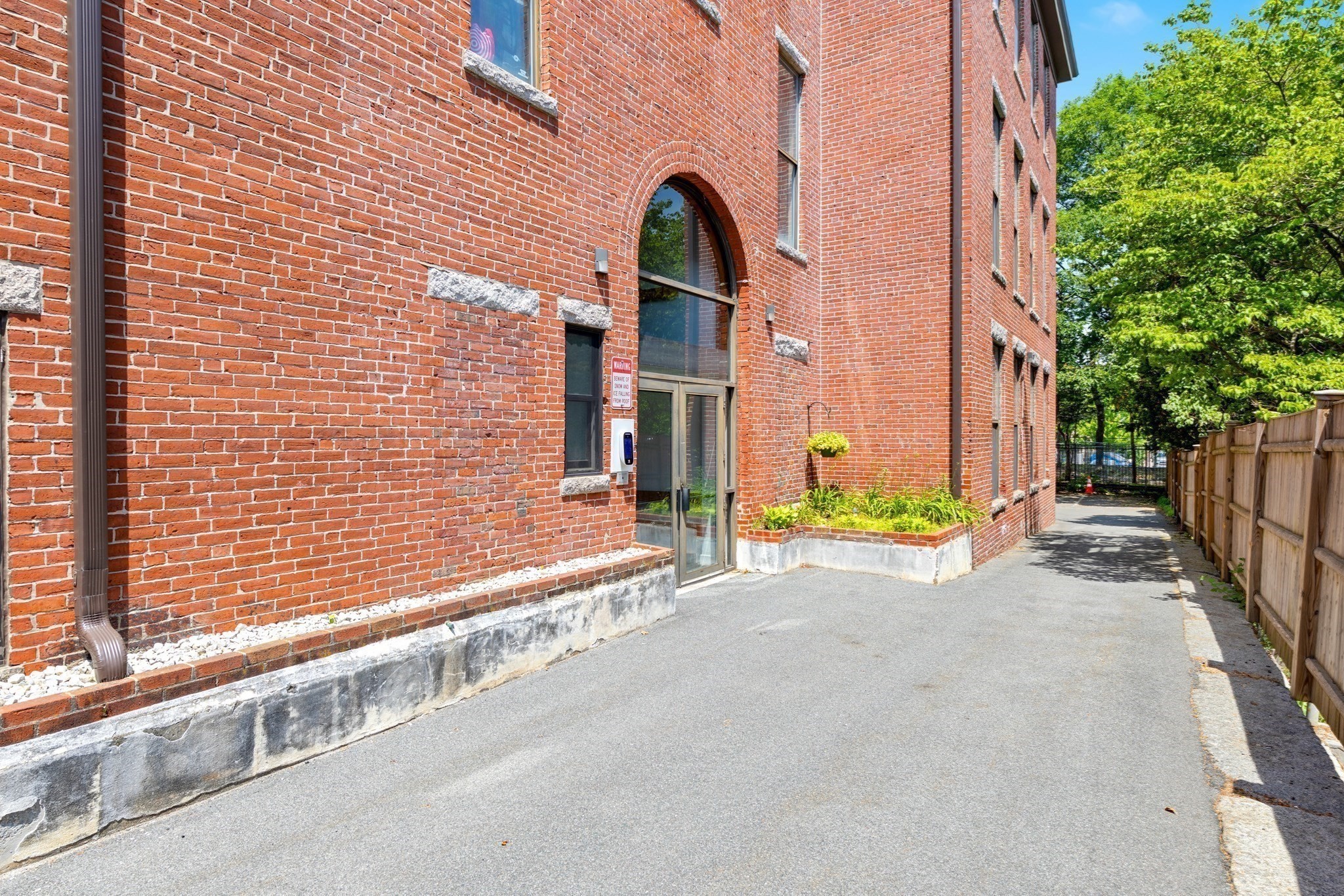 69 Harvey St Unit 3, Cambridge, MA 02141 - Image 24