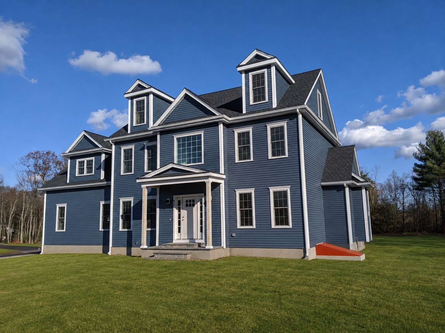 7 Lamire Way, Uxbridge, MA 01569