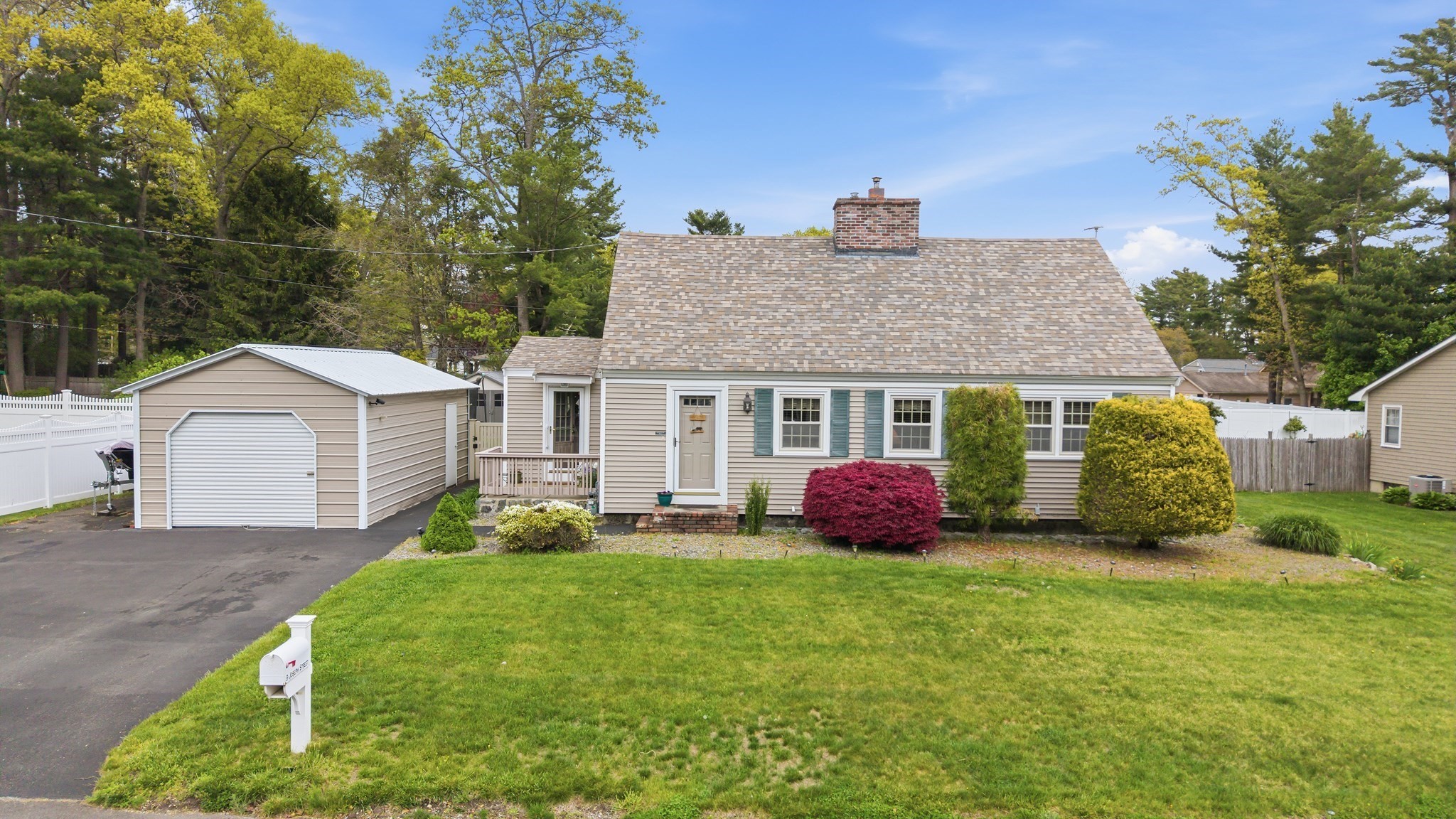 9 Joseph St, Acushnet, MA 02743