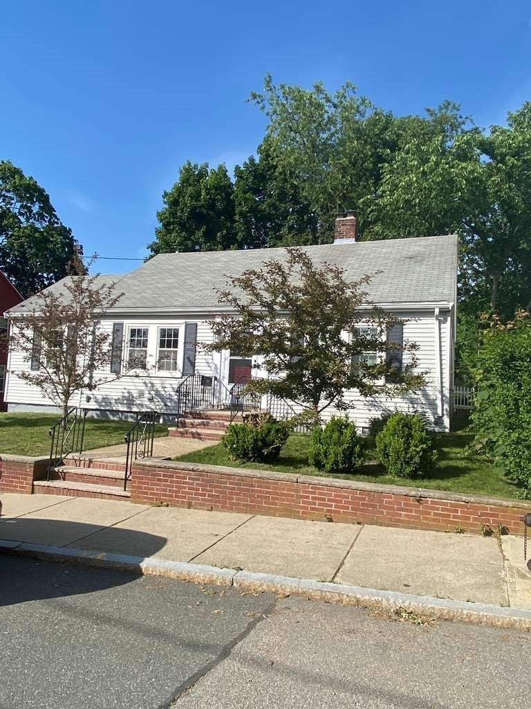 41 Bronx Rd, West Roxbury, Boston, MA 02132
