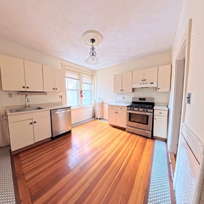 317 Saint Paul Street, Apt 1