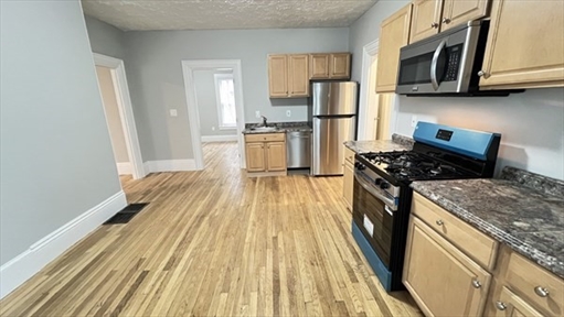31 Ridgeway Street, Apt 1