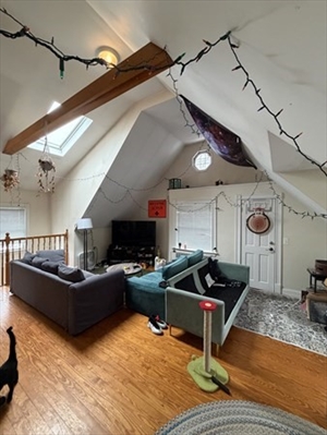 62 Ridgemont St, Apt 2