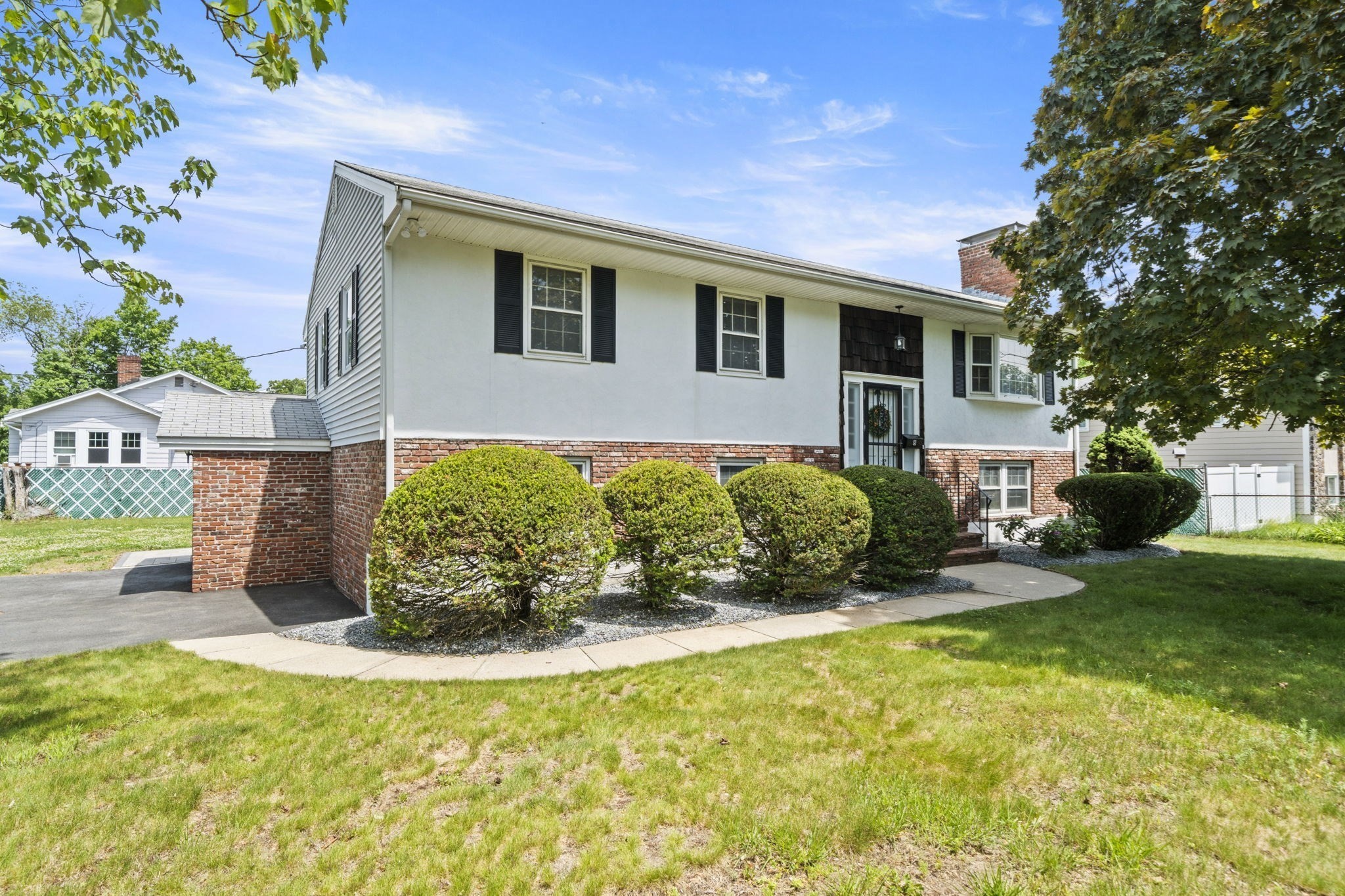 8 Main St, Wilmington, MA 01887